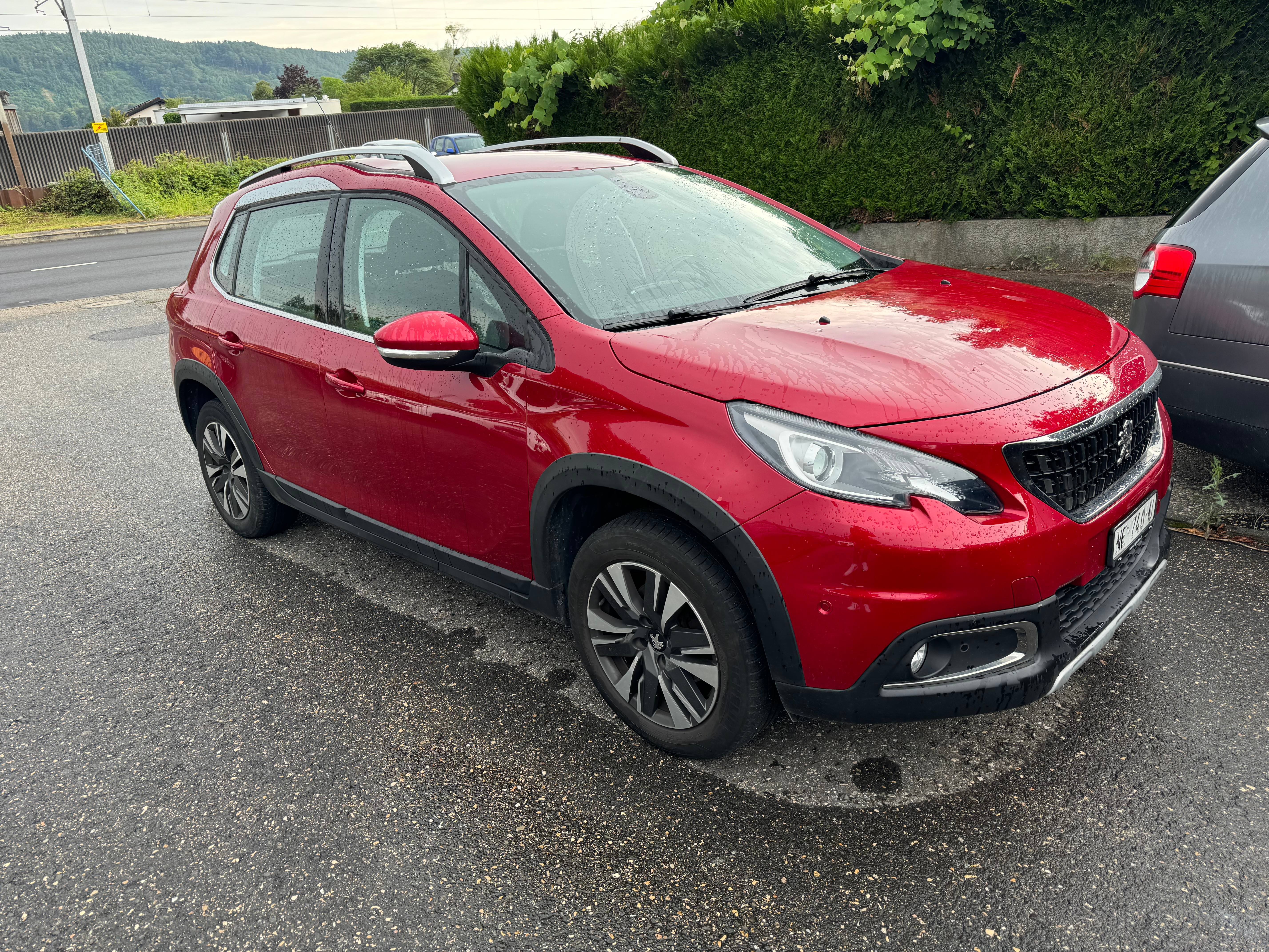 PEUGEOT 2008 1.2 PureTech Allure EAT6