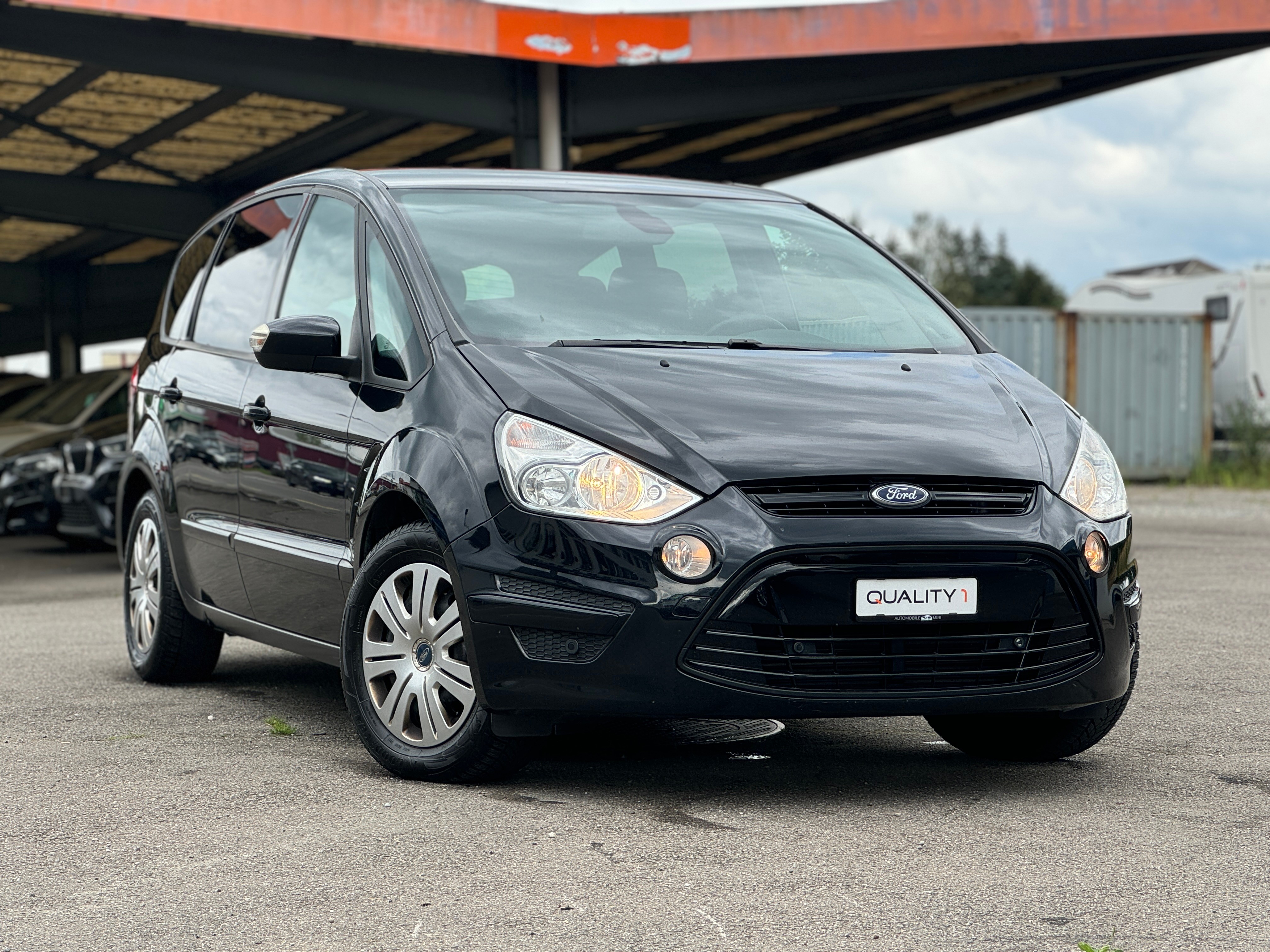 FORD S-Max 1.6 SCTi Titanium