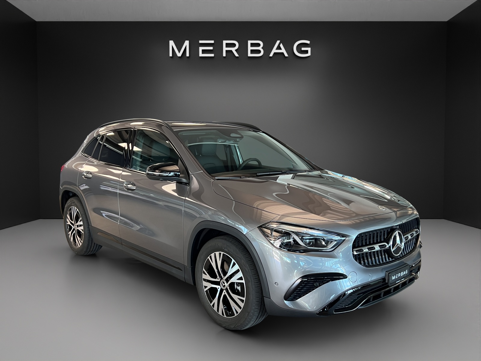 MERCEDES-BENZ GLA 250 4Matic Swiss Star