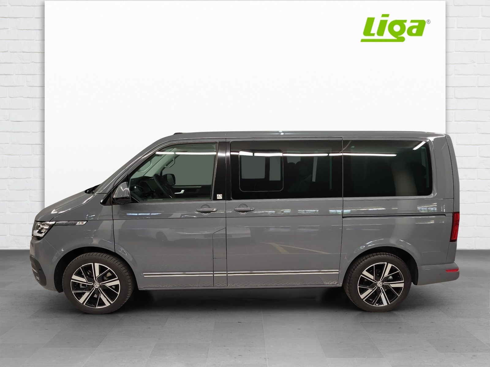 VW T6.1 Multivan 2.0 TDI 204 Highline Liberty