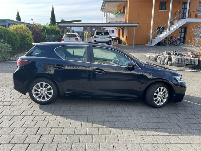 LEXUS CT 200h 1.8 excellence CVT