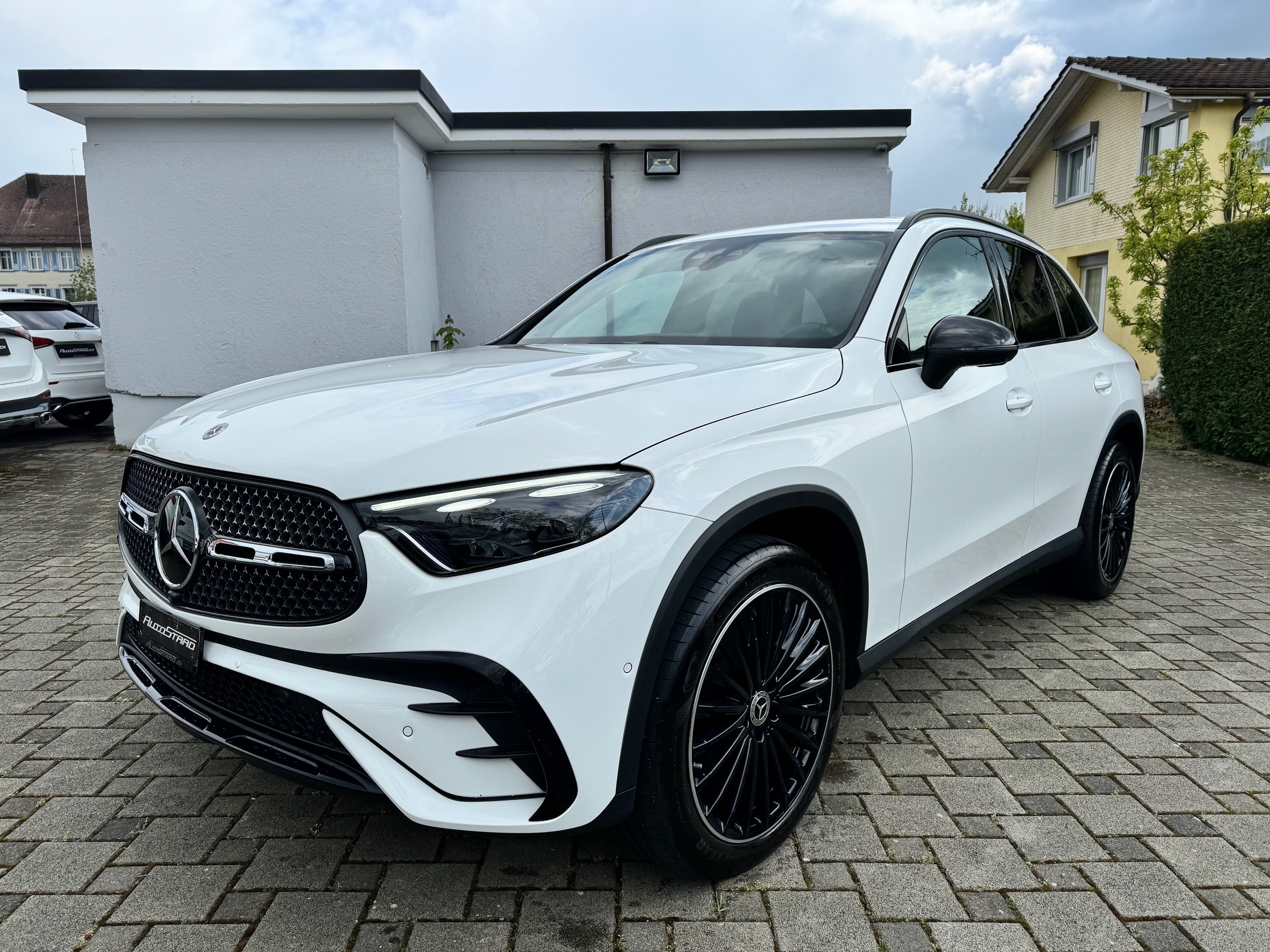 MERCEDES-BENZ GLC 220 d AMG Line 4Matic 9G-Tronic