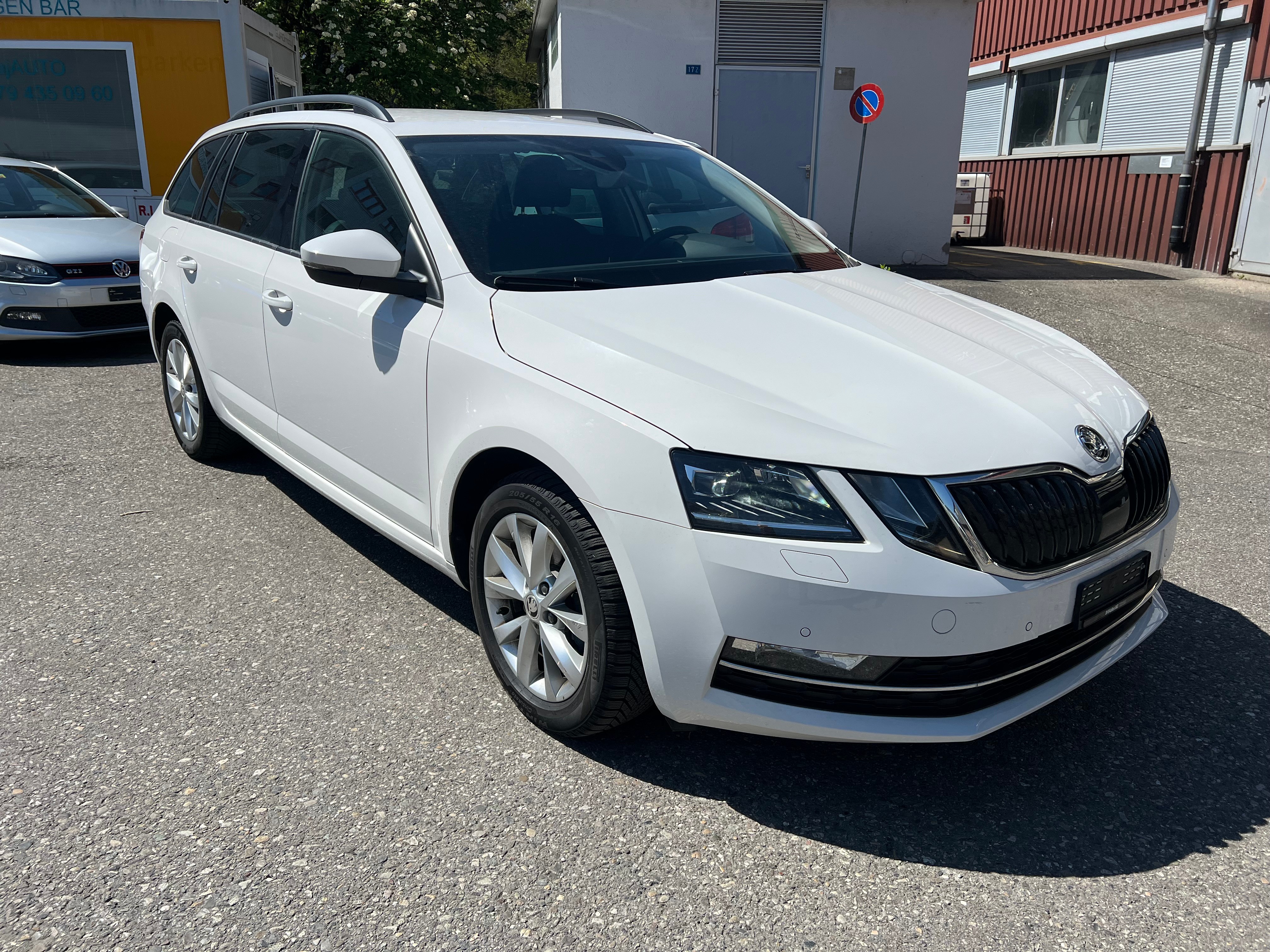 SKODA Octavia Combi 2.0 TDI Style DSG