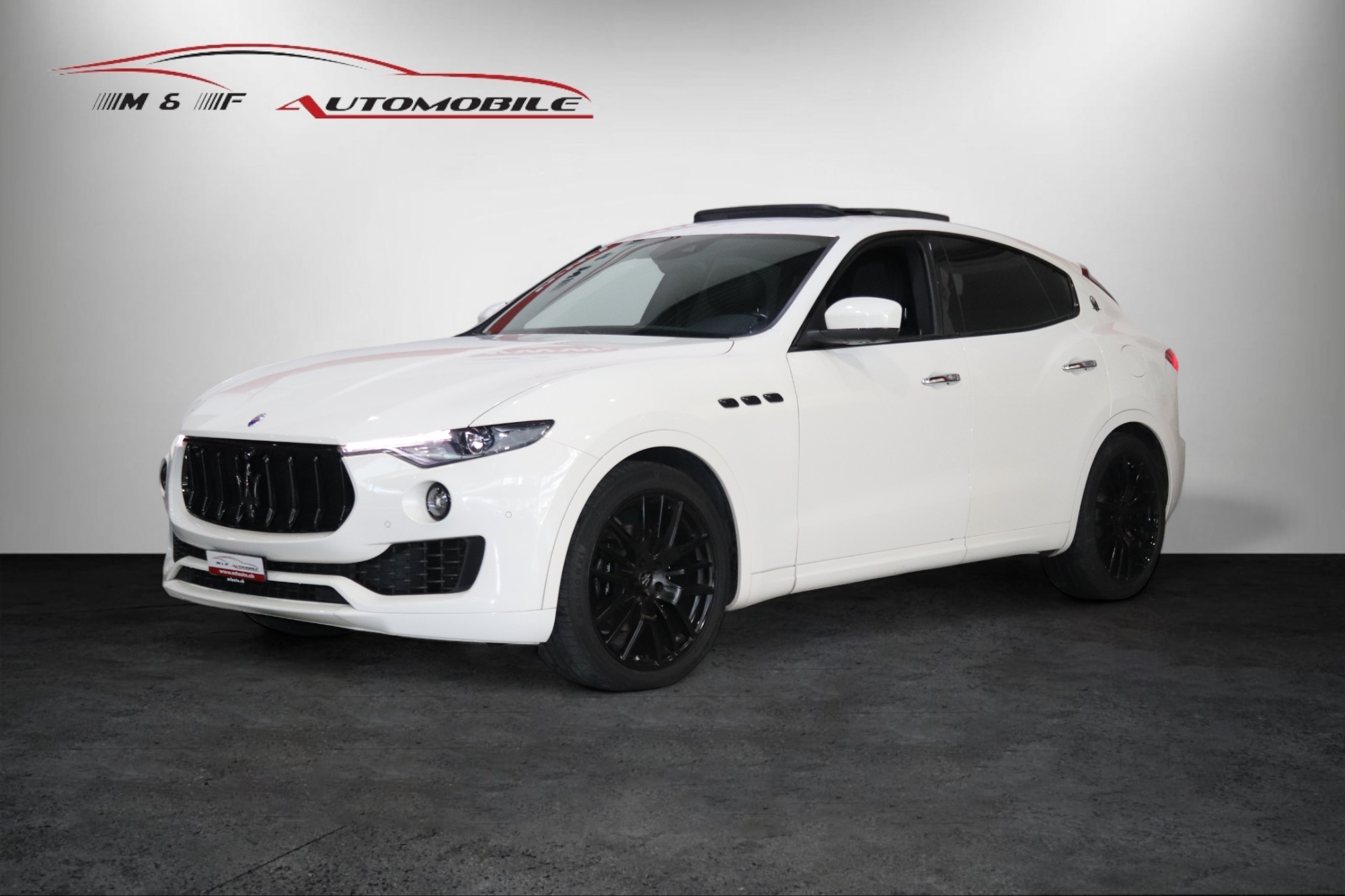 MASERATI Levante 3.0 V6 D CH FAHRZEUG