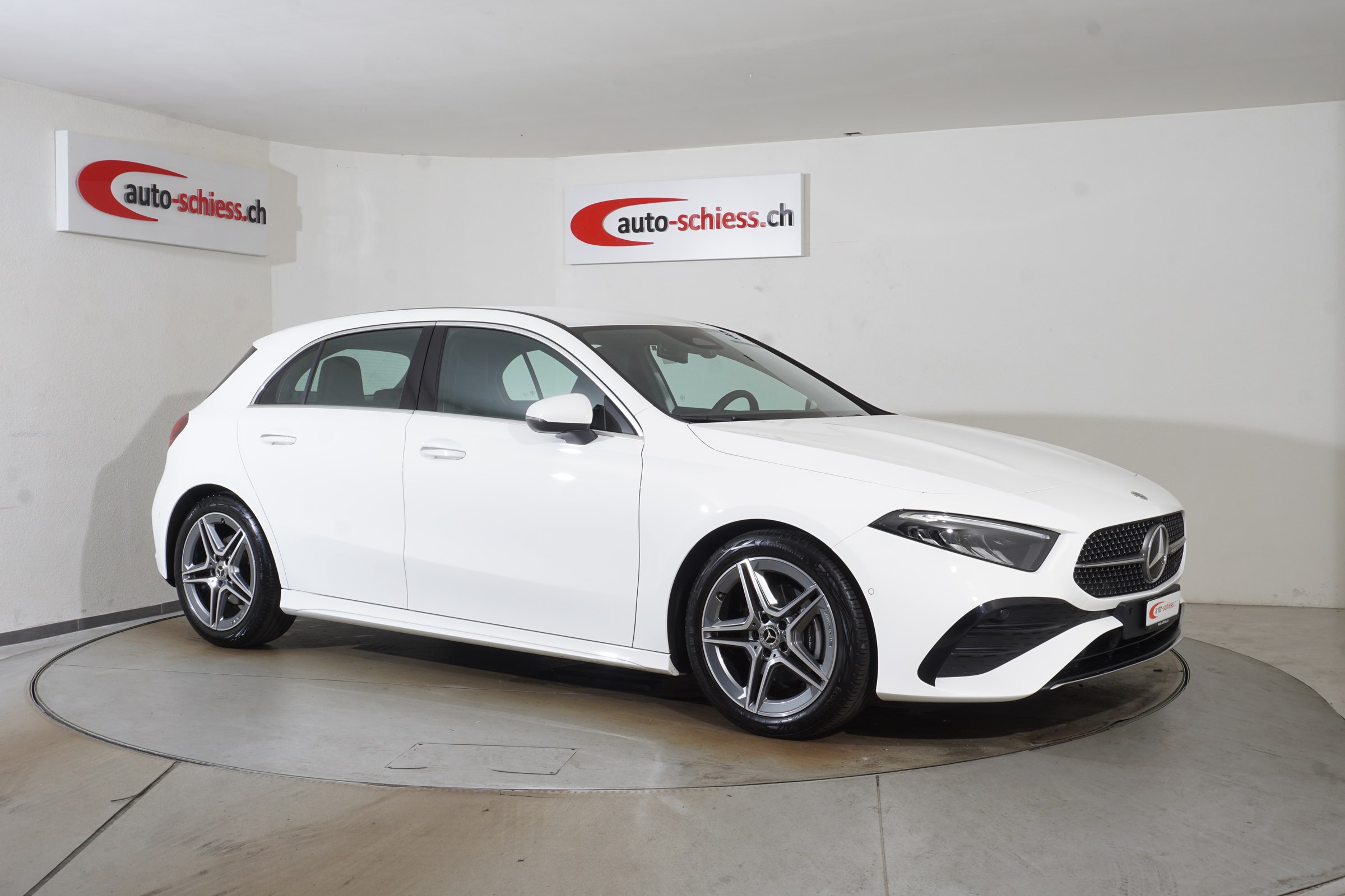 MERCEDES-BENZ A 200 AMG Line 7G-DCT