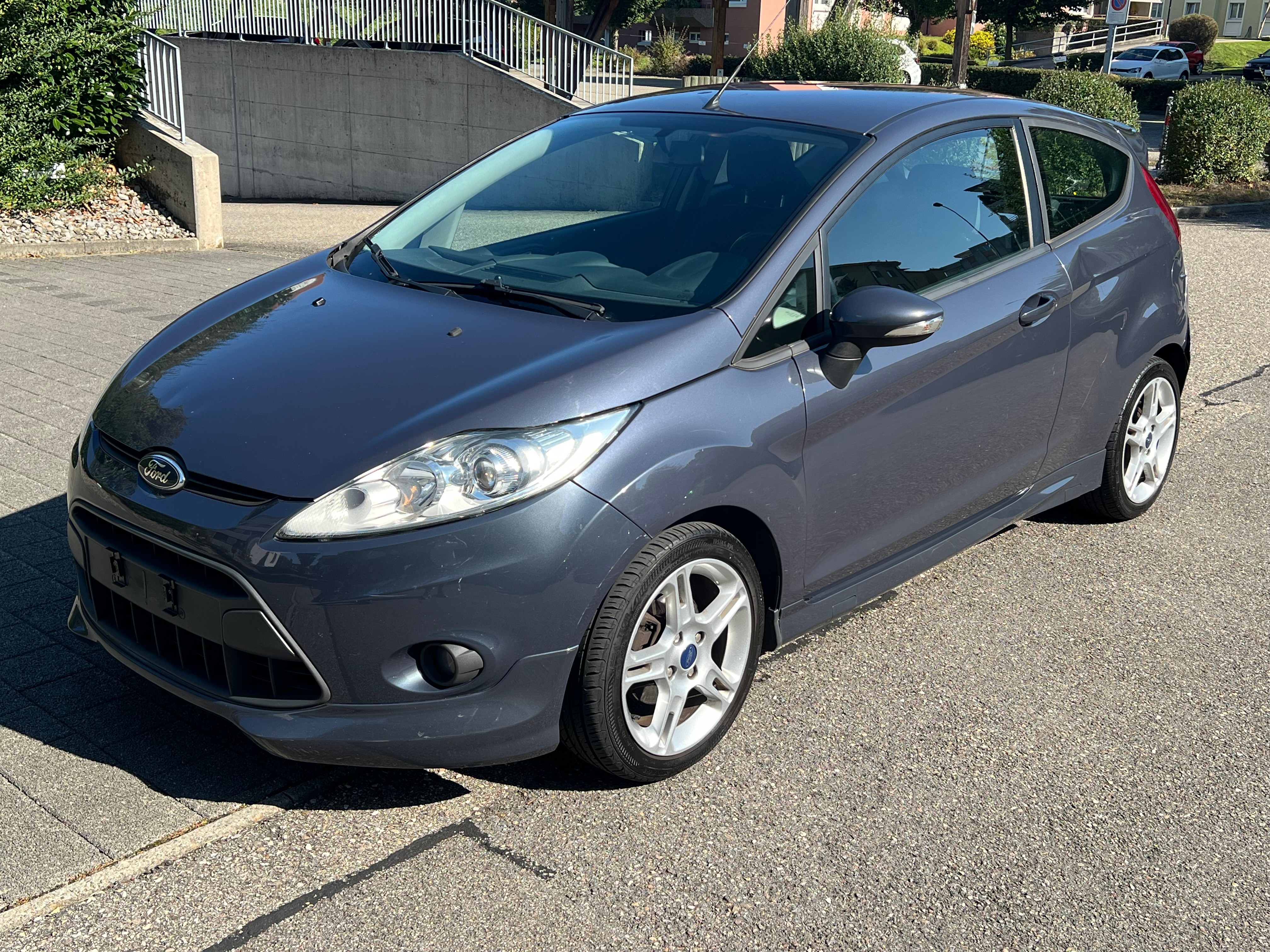 FORD Fiesta 1.6 16V TDCi Sport