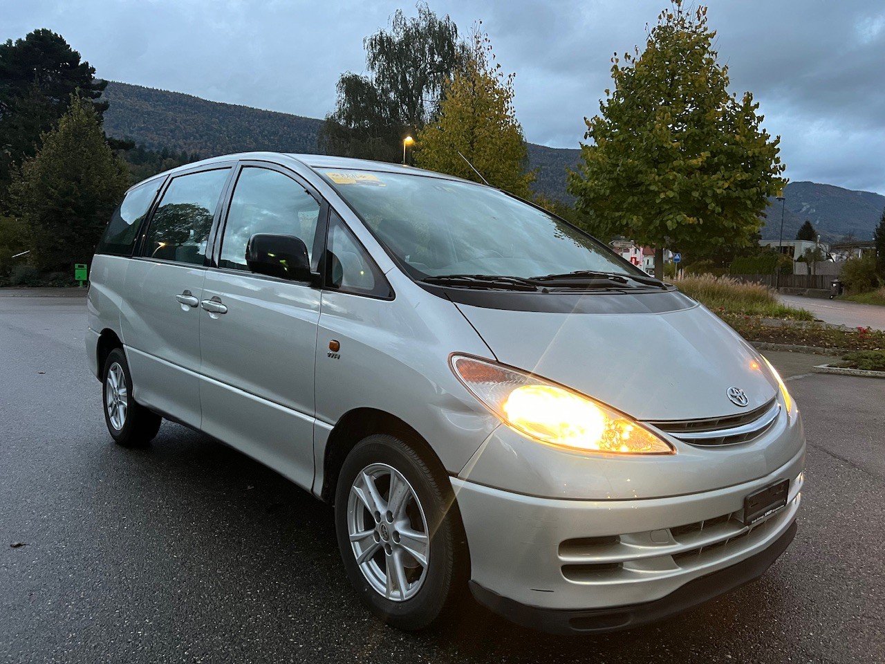 TOYOTA Previa 2.4 Linea Terra