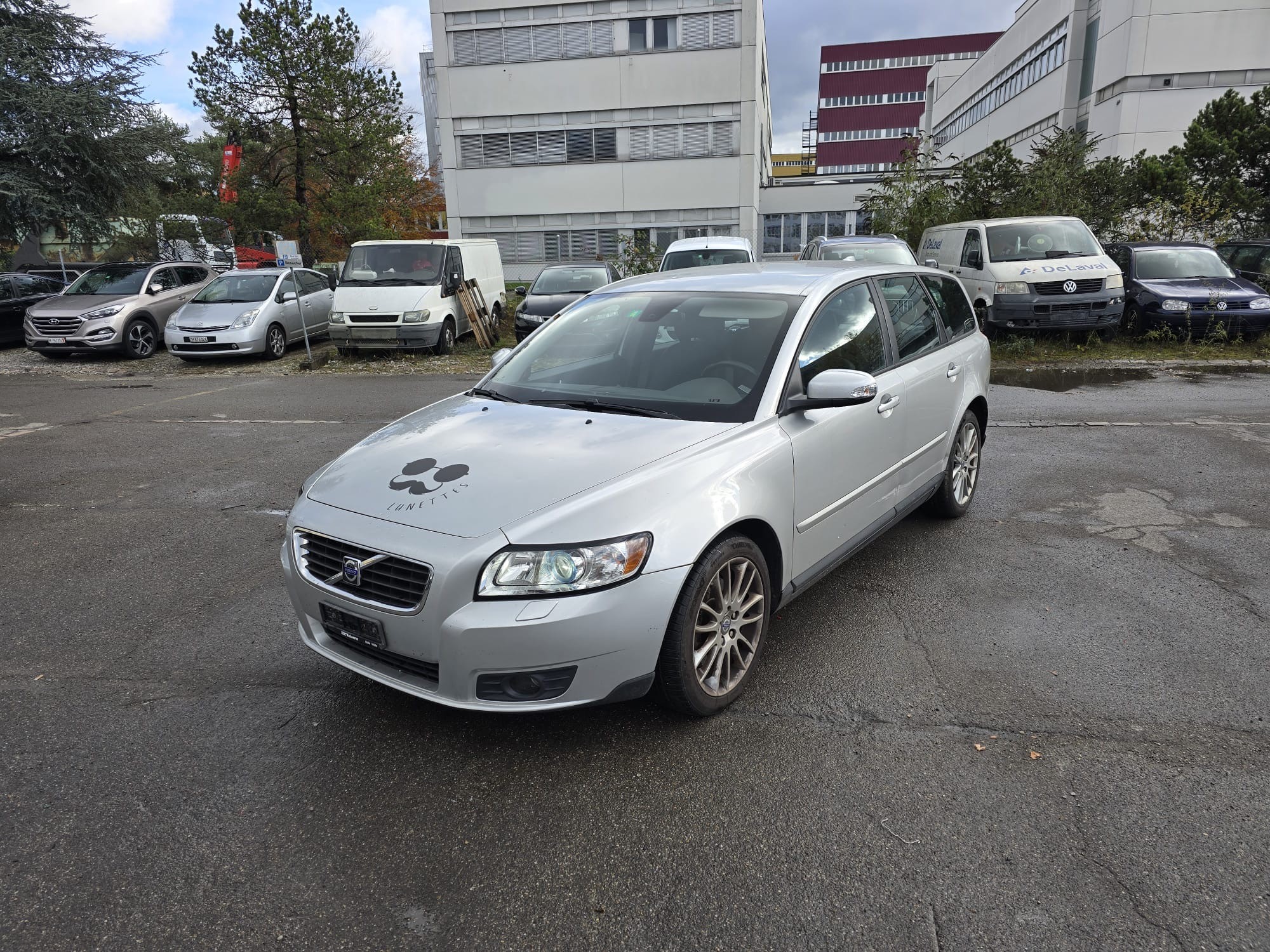 VOLVO V50 2.4 Momentum Geartronic