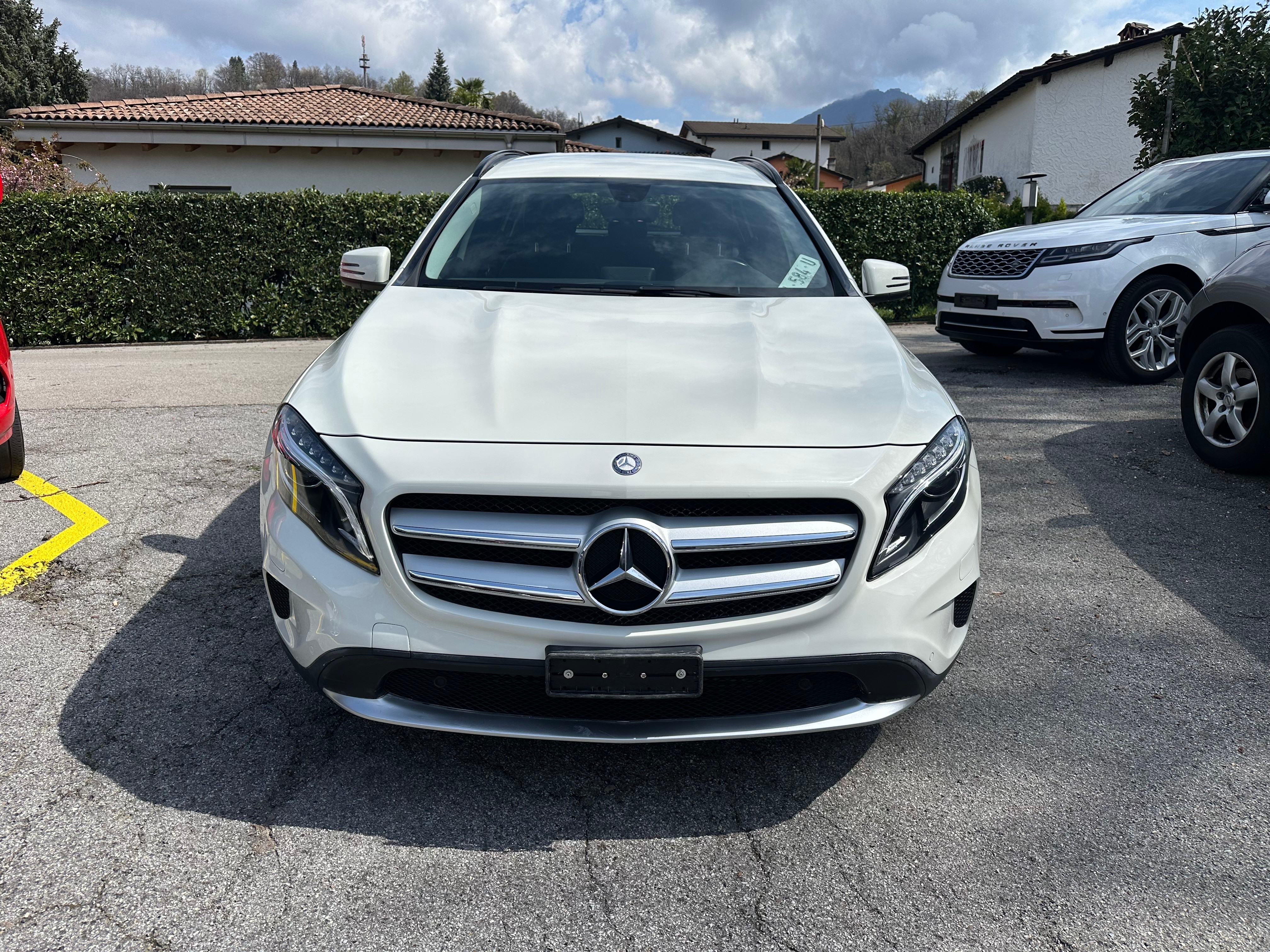 MERCEDES-BENZ GLA 200 Urban 7G-DCT