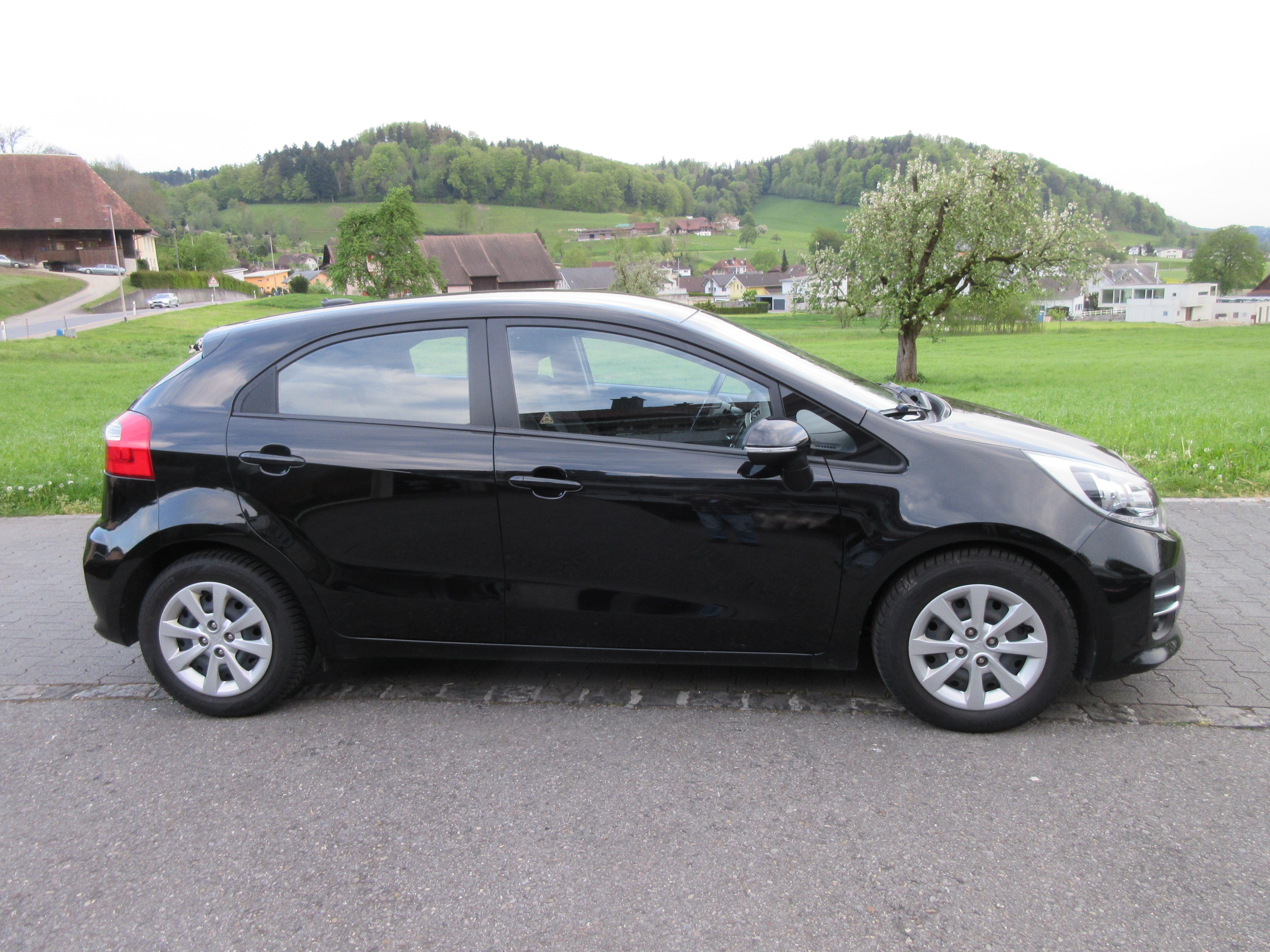 KIA Rio 1.4 CVVT Trend