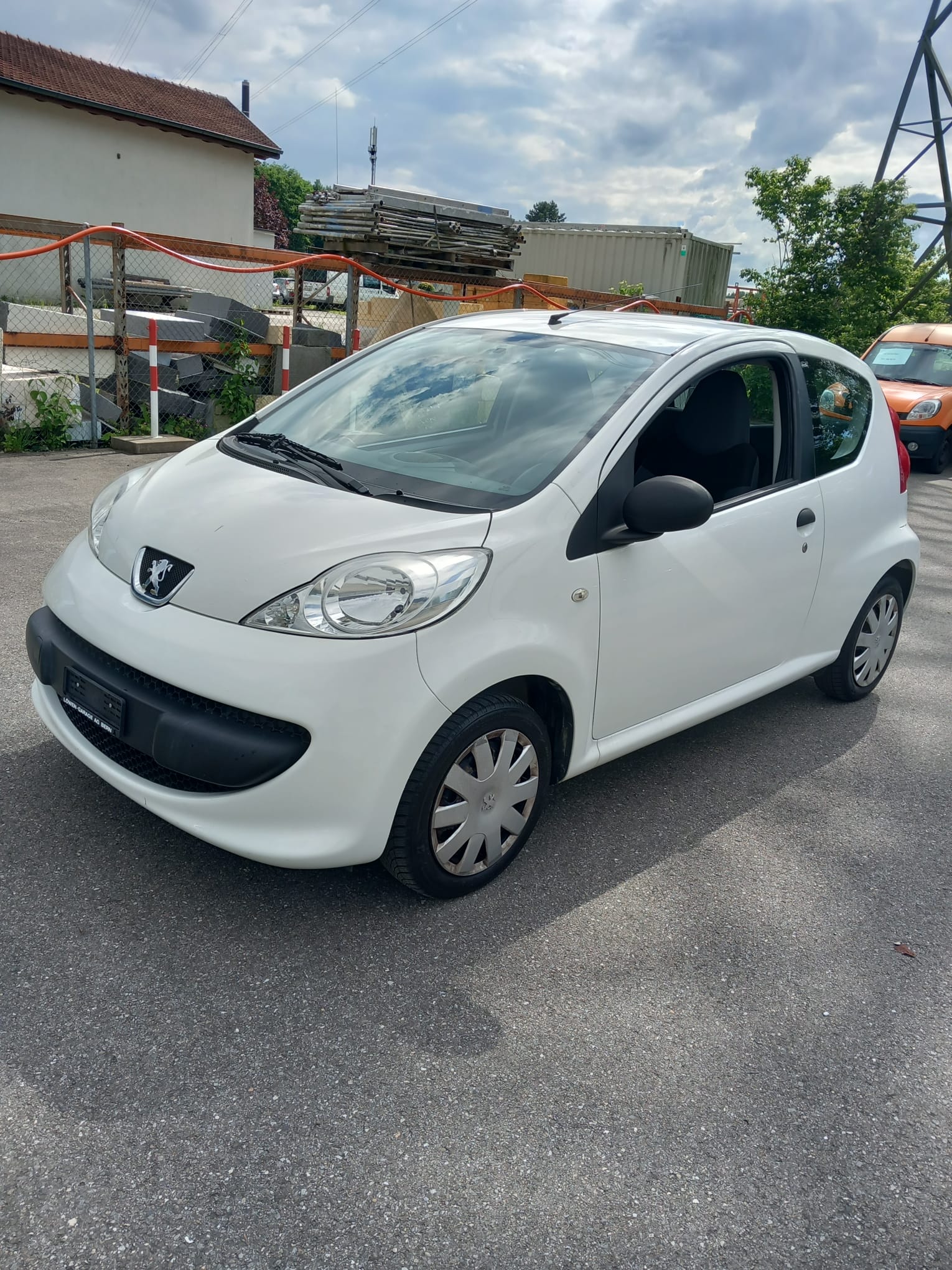 PEUGEOT 107 1.0 Trendy