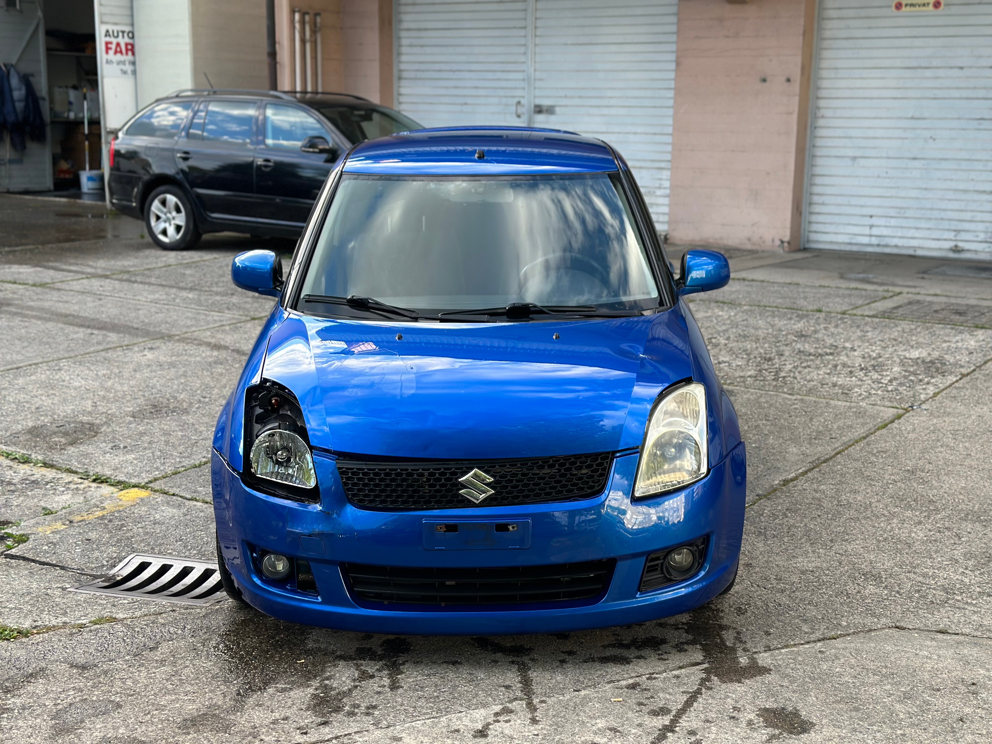 SUZUKI Swift 1.3i 16V GL Top