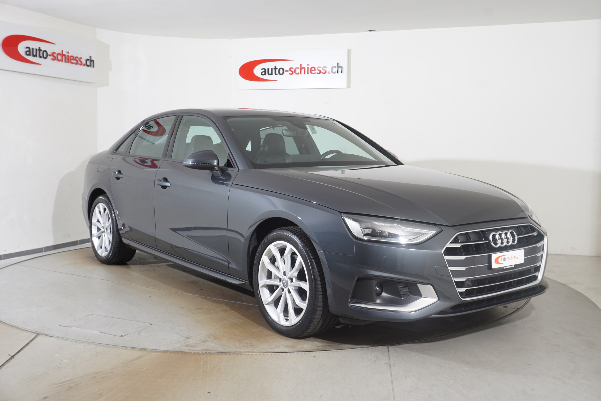 AUDI A4 40 TDI S-Line S-tronic