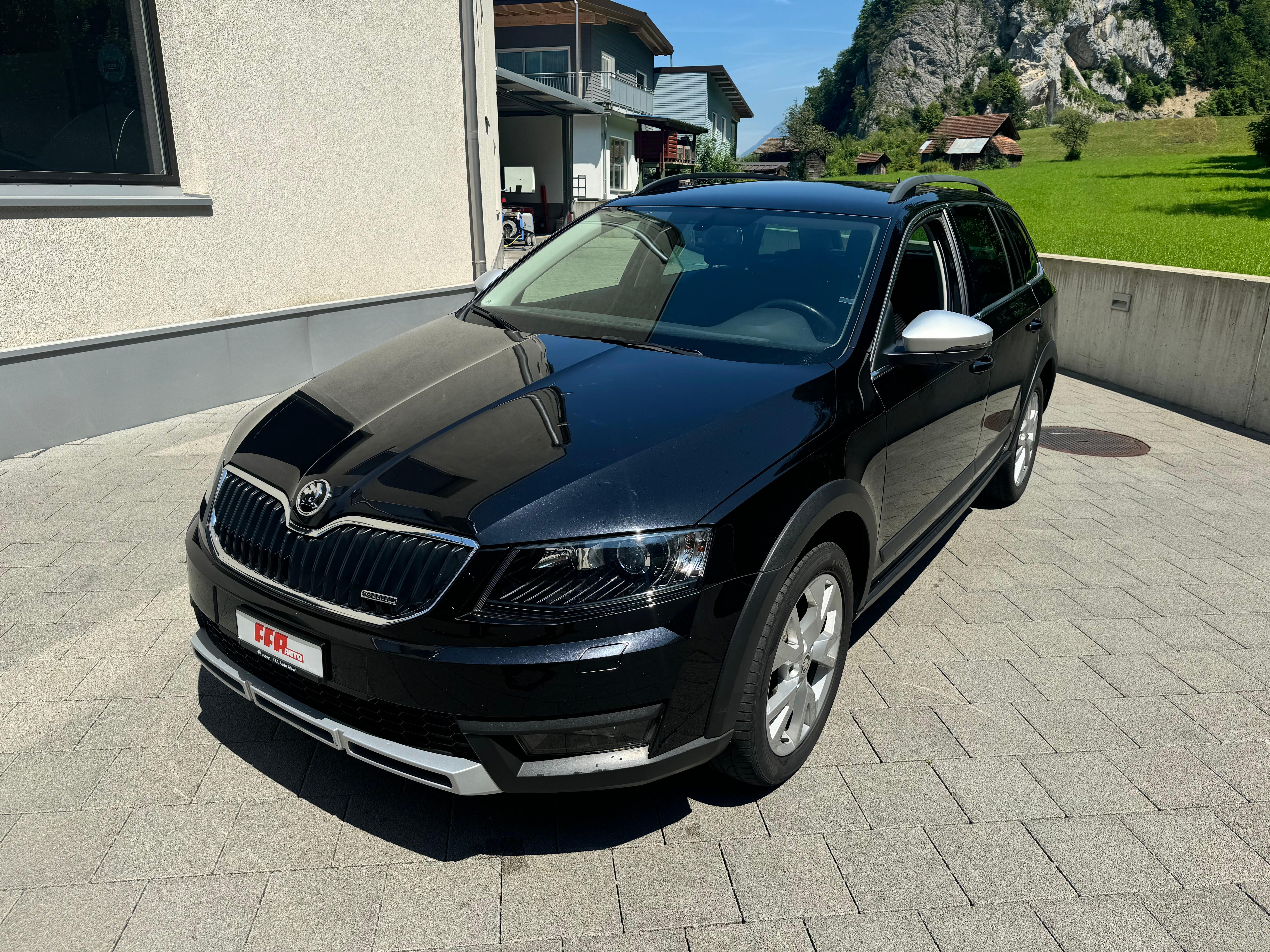 SKODA Octavia Scout 2.0 TDI 184 4x4 DSG