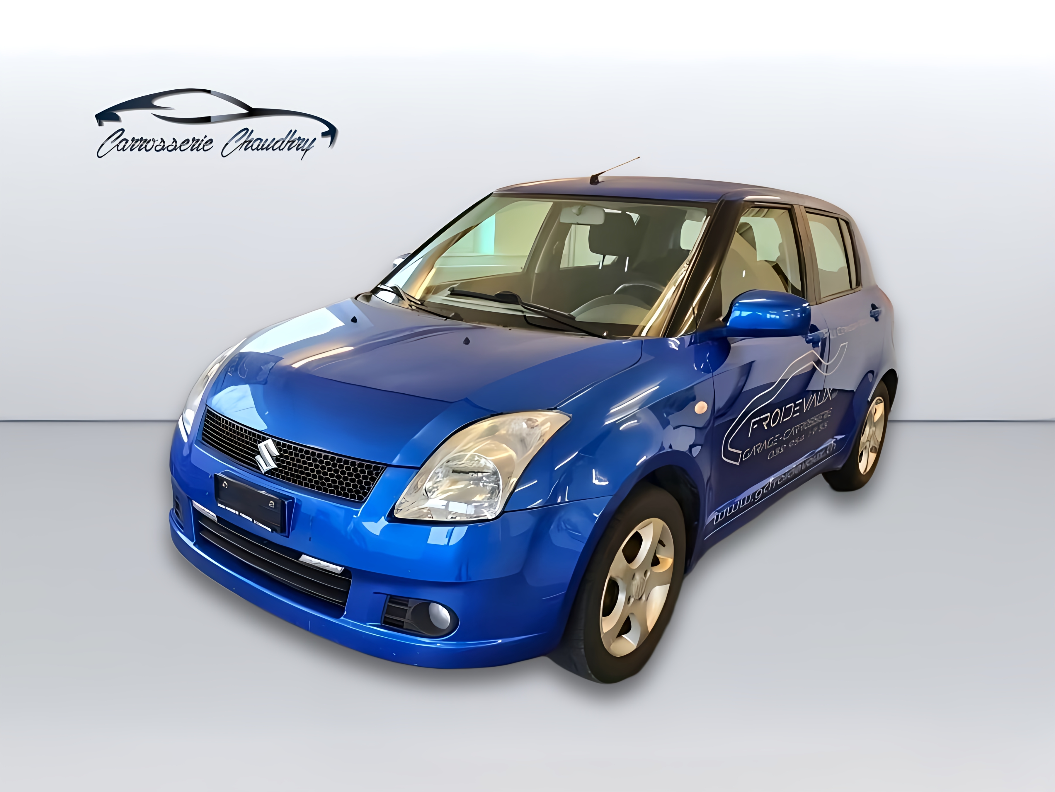 SUZUKI SWIFT 1.3i 16V GL