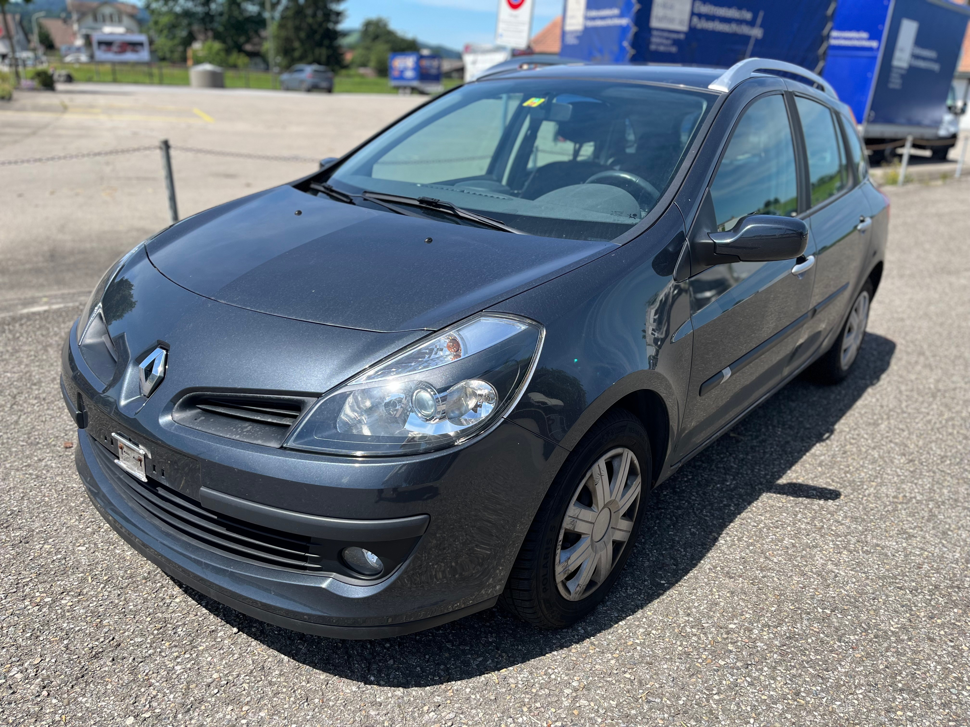 RENAULT Renault Clio Kombi 1,2i KM:108000