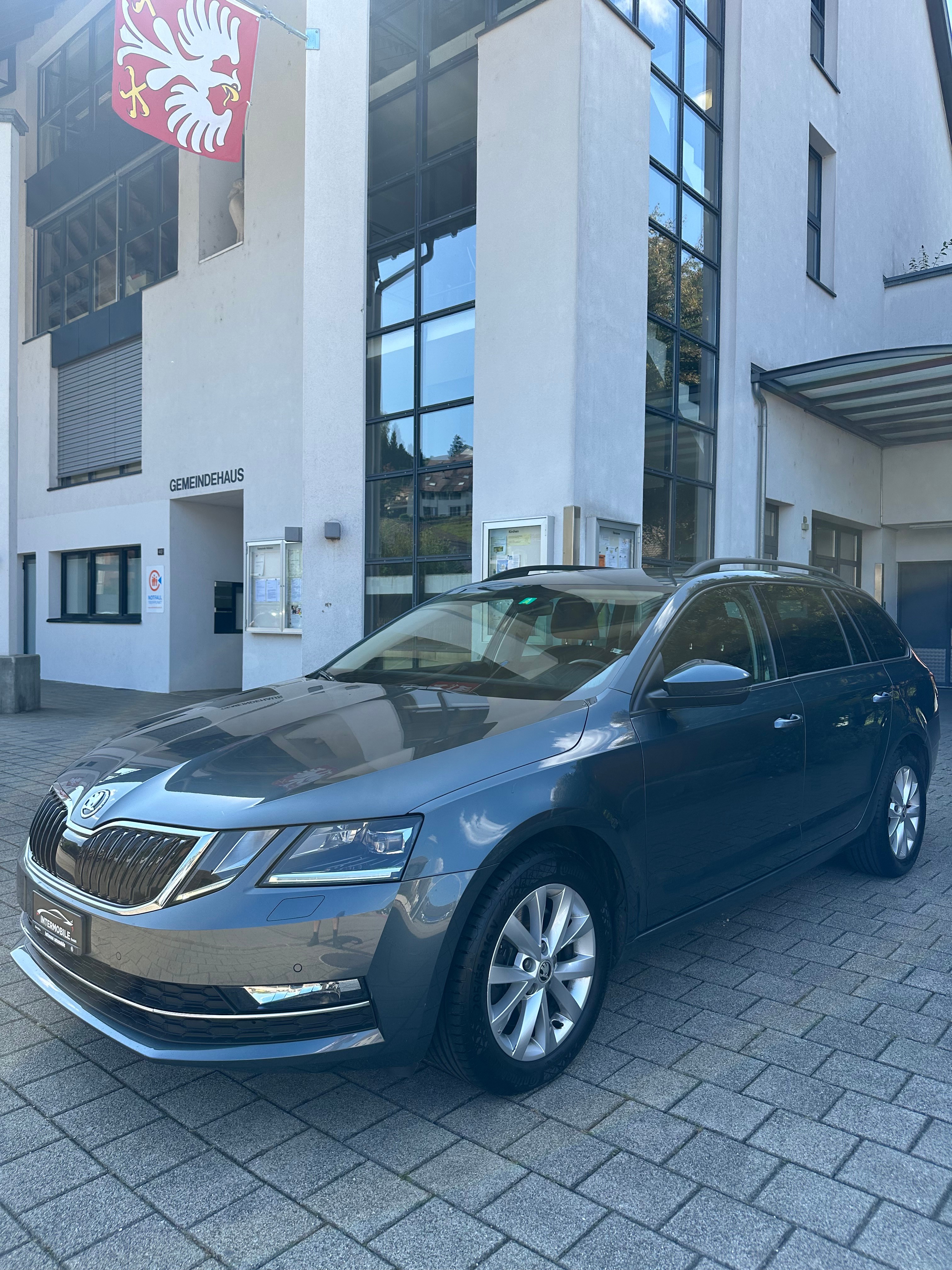 SKODA Octavia Combi 2.0 TDI Style 4x4 DSG