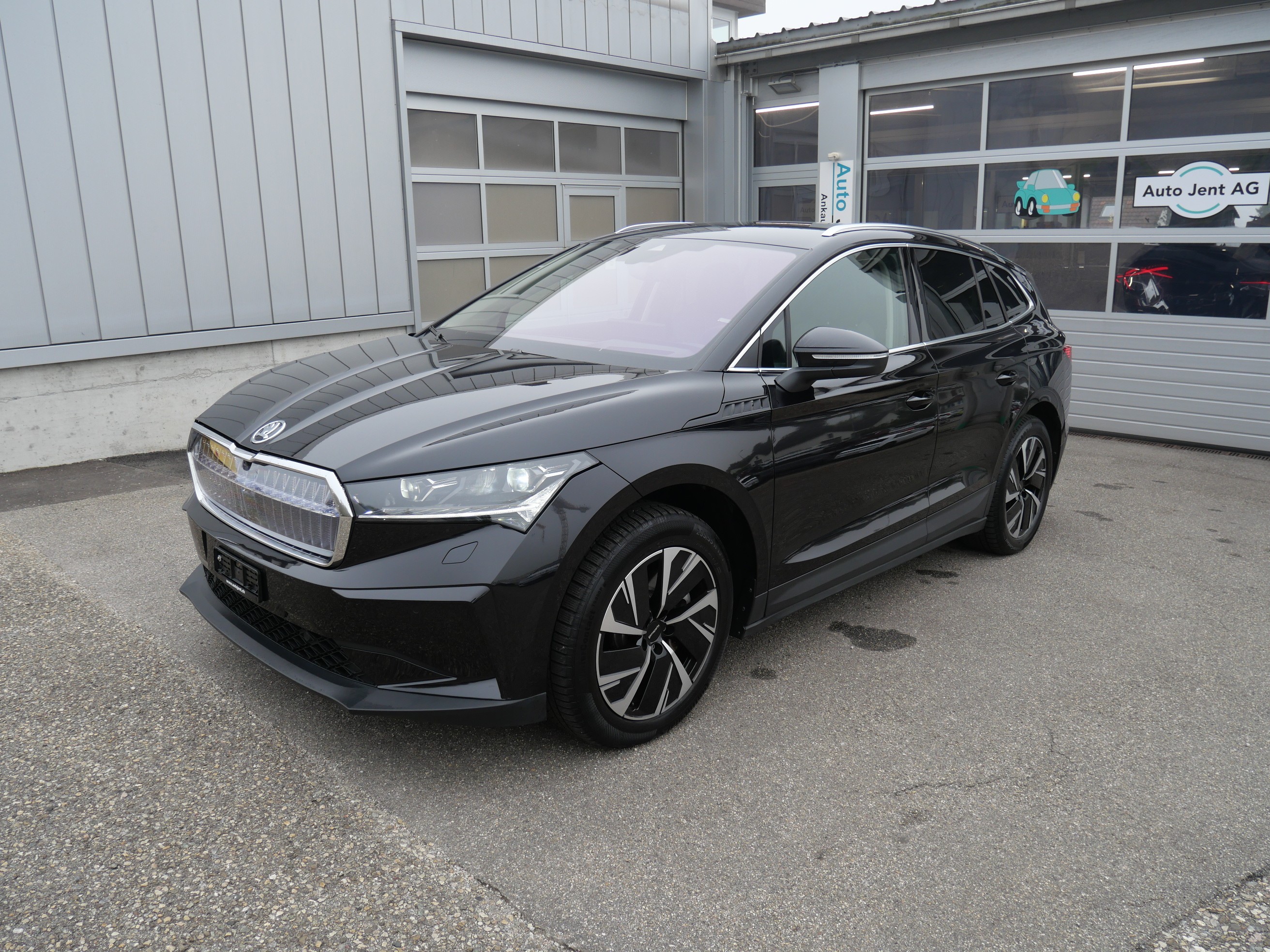 SKODA Enyaq iV 80x