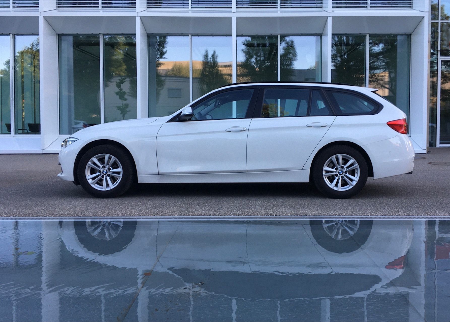 BMW 320d xDrive Touring Edition Sport Line Steptronic