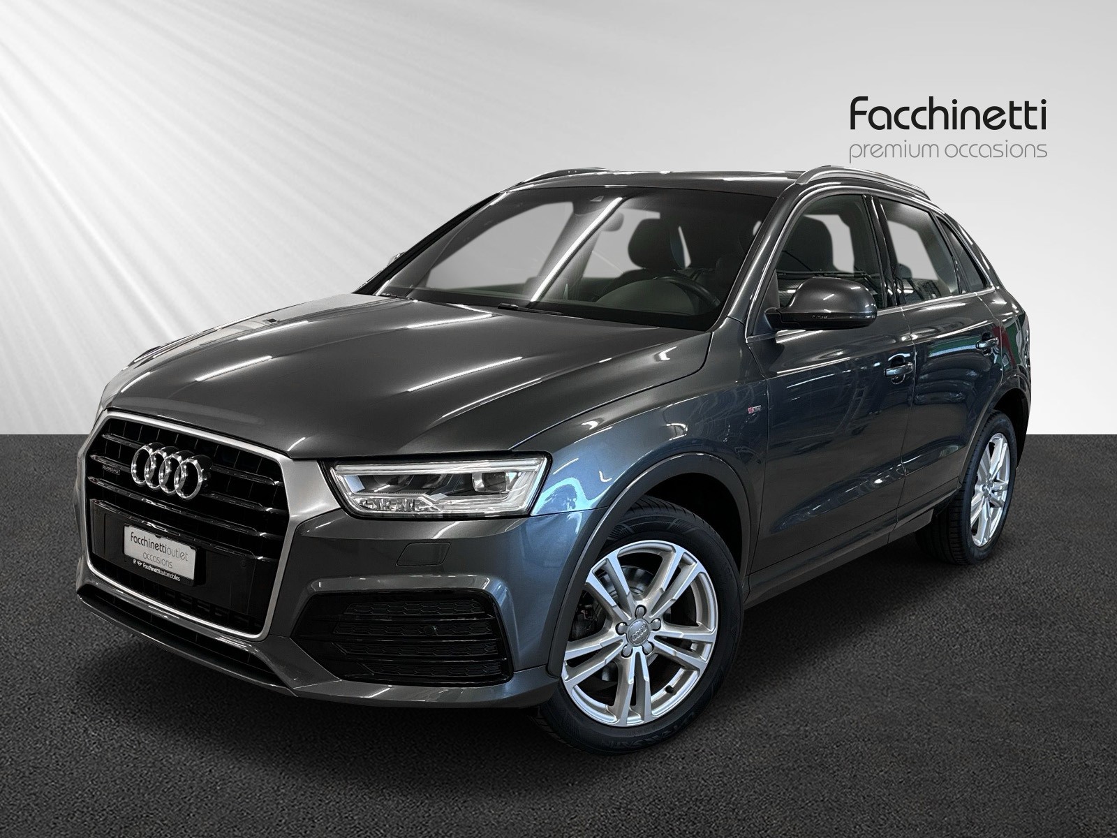 AUDI Q3 2.0 TFSI sport quattro S-tronic