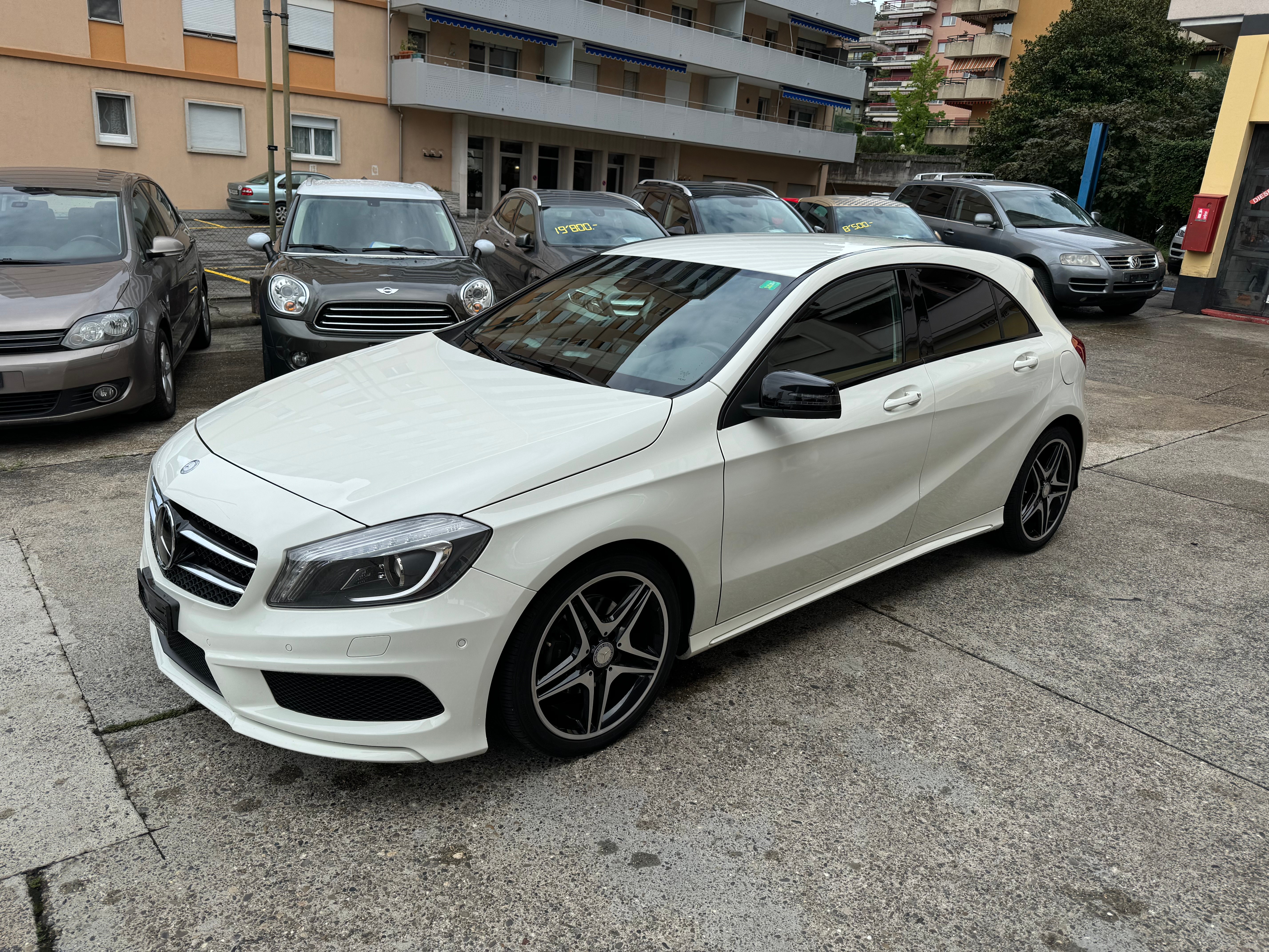 MERCEDES-BENZ A 180 CDI AMG Line