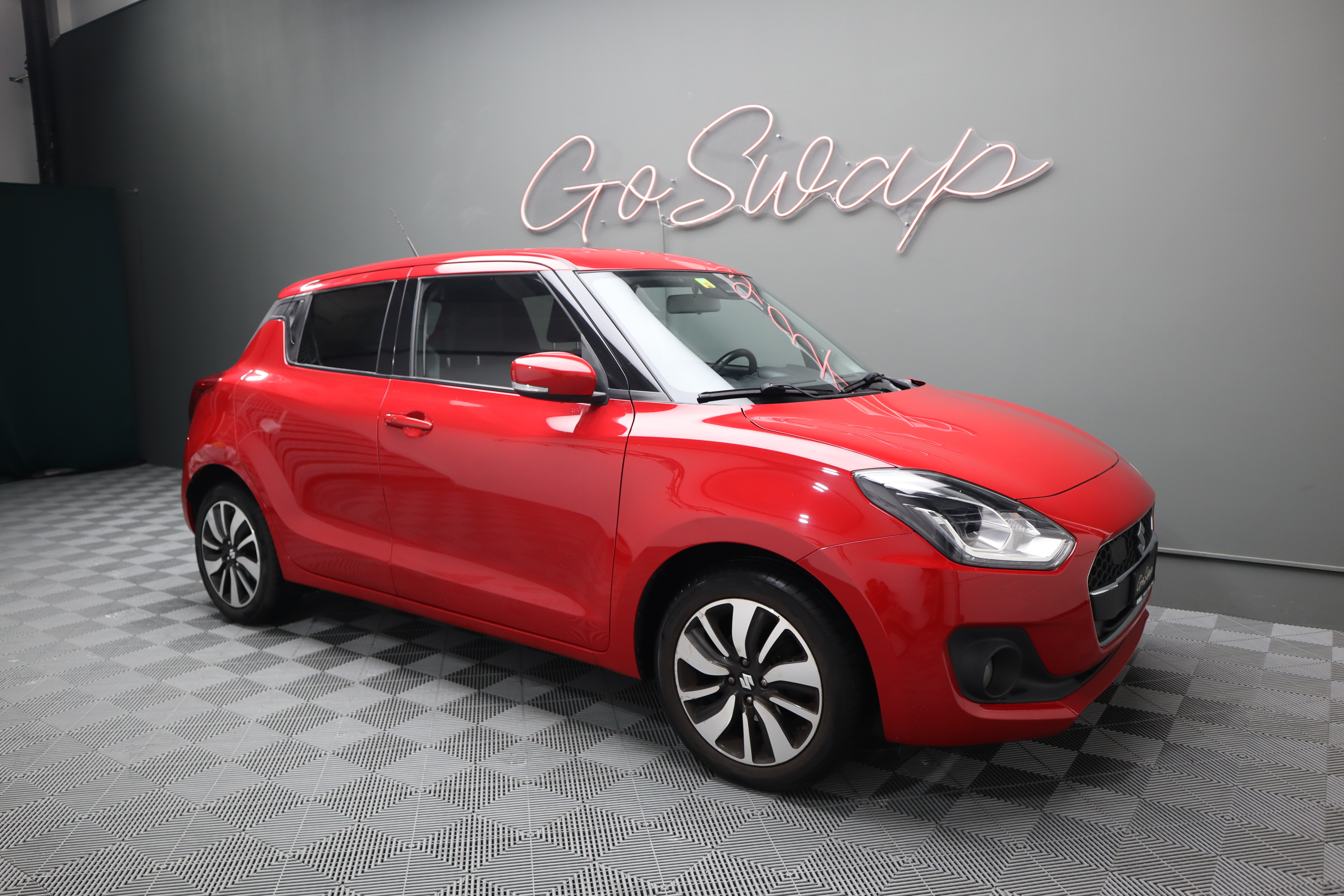 SUZUKI Swift 1.0 12V Compact Top Automatic