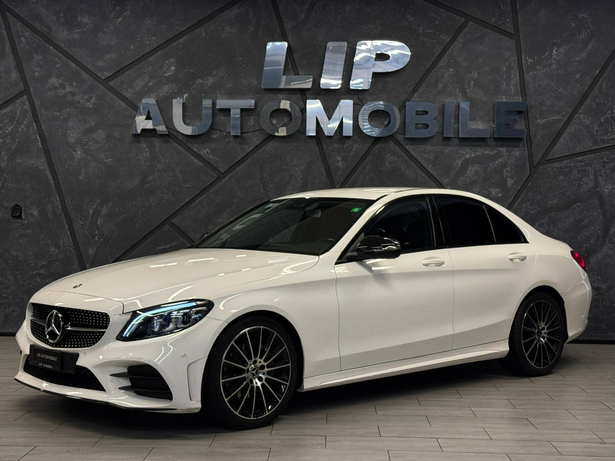 MERCEDES-BENZ C 220 d AMG Line 9G-Tronic