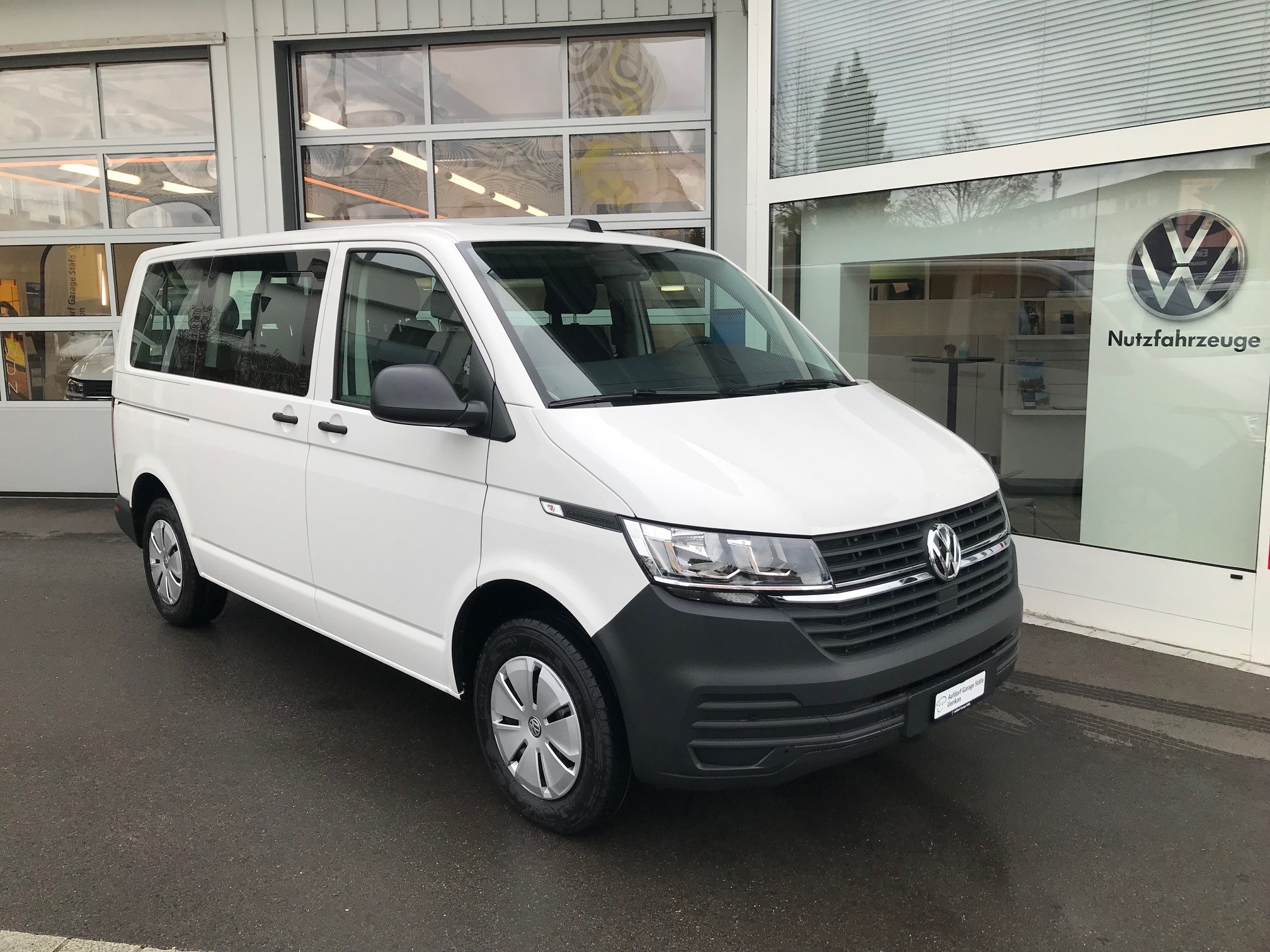 VW T6.1 2.0 TDI Entry