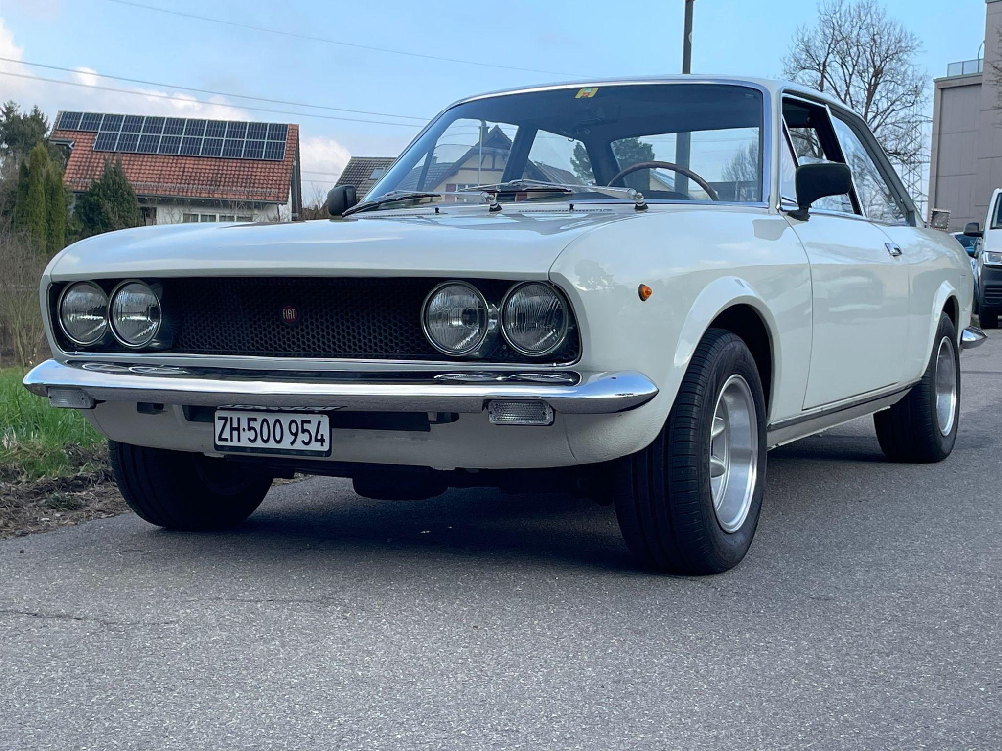 FIAT 124 Sport Coupé