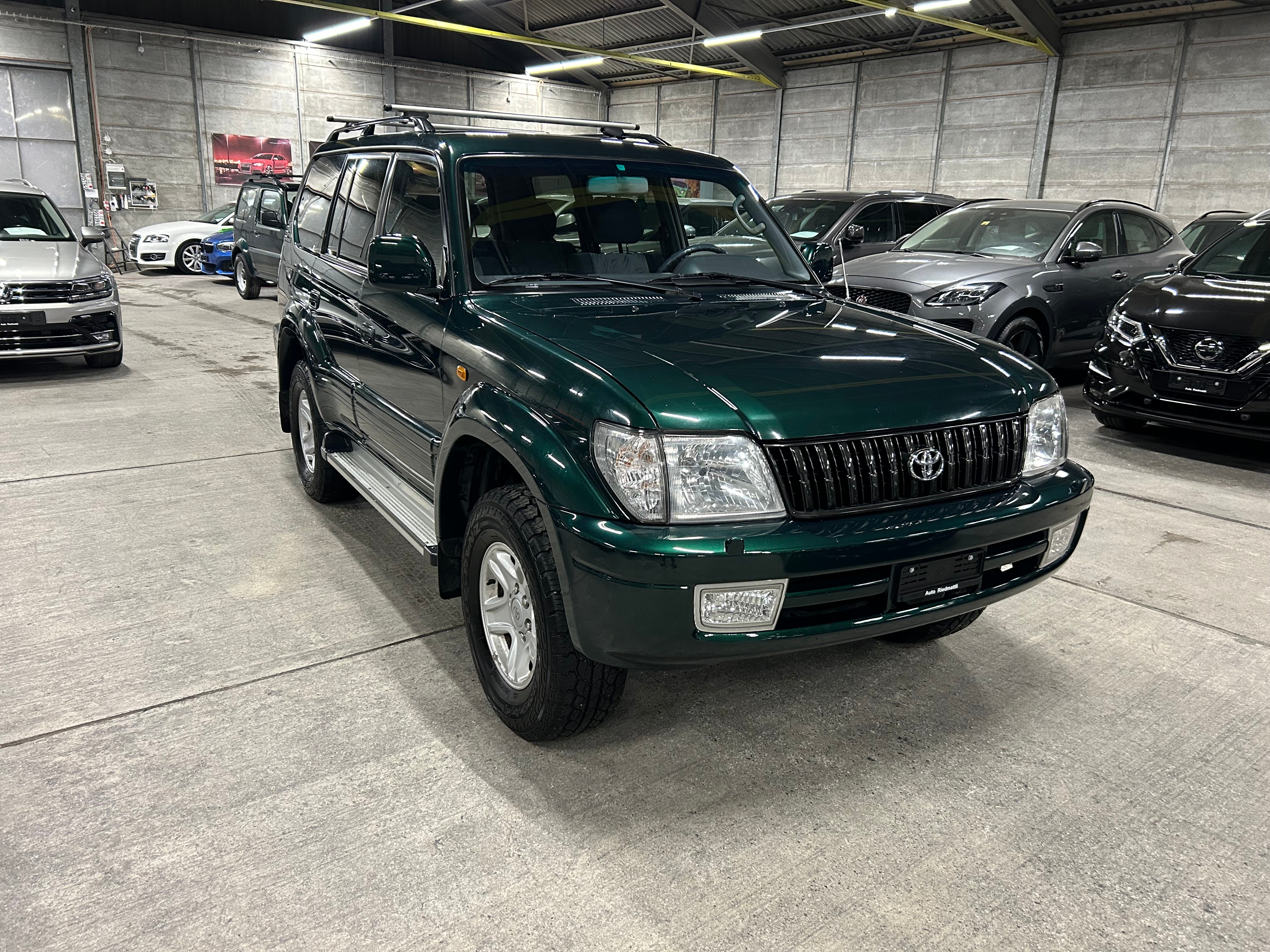 TOYOTA Land Cruiser 300 3.0 TD LX