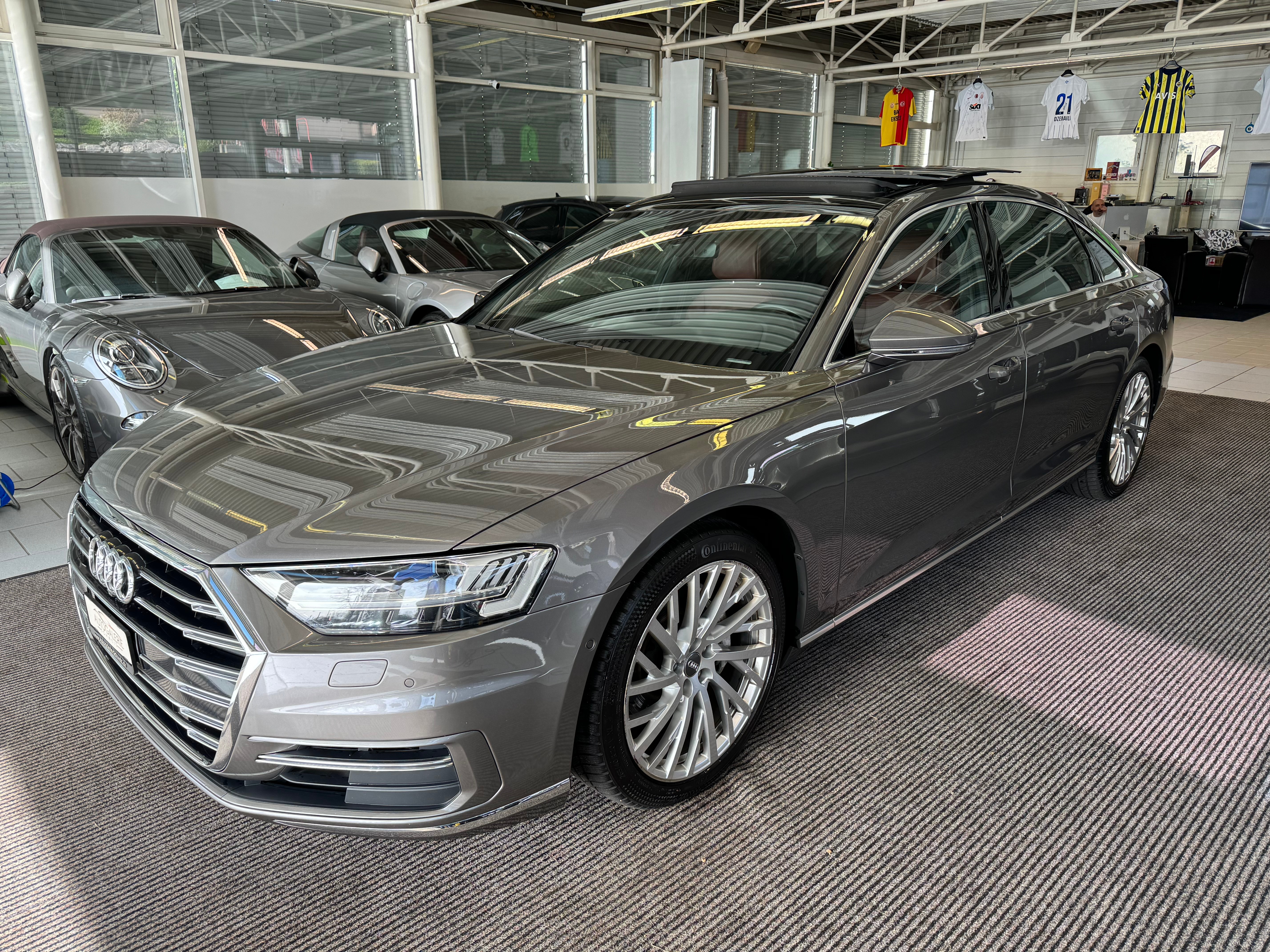 AUDI A8 50 L TDI quattro tiptronic | CH Swiss | Lückenlos Service | Pano | Erstbesitz |