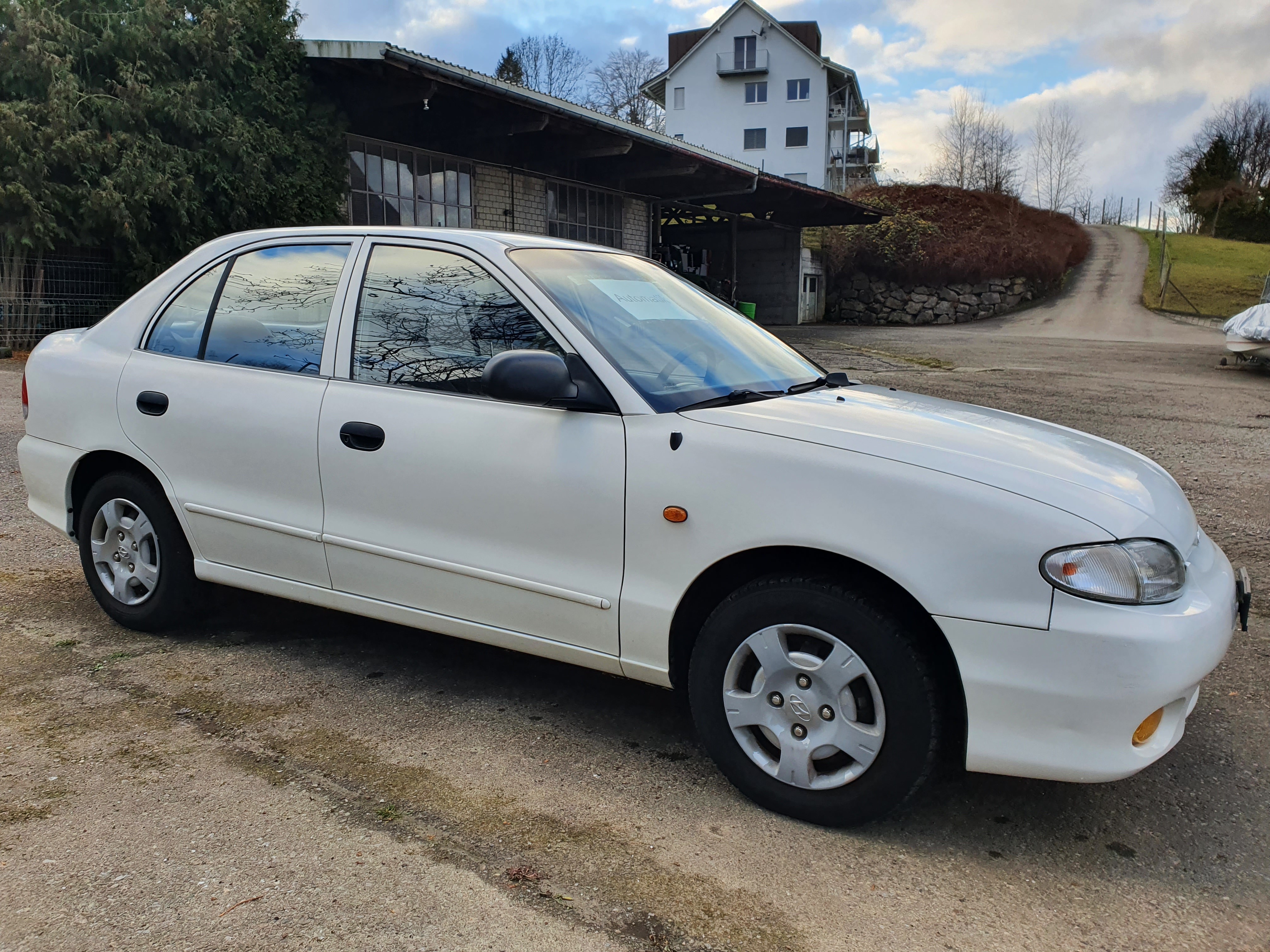 HYUNDAI Accent 1.5 GLSi Safestar