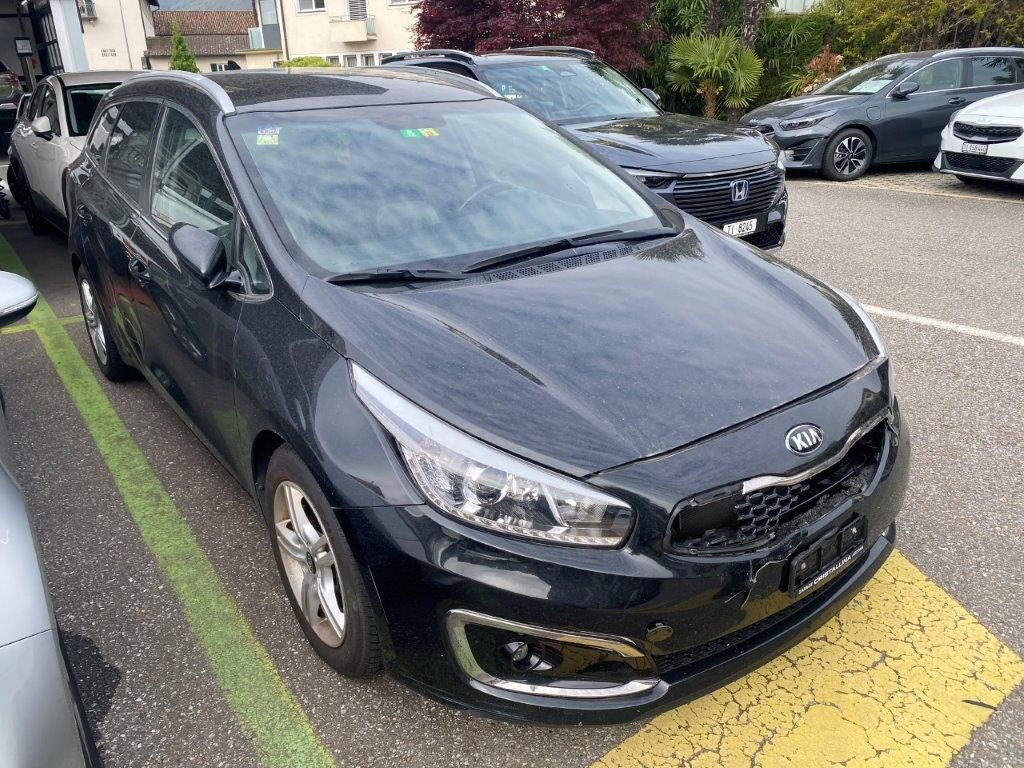 KIA Ceed Sportswagon 1.6 GDi Swiss Champion DCT