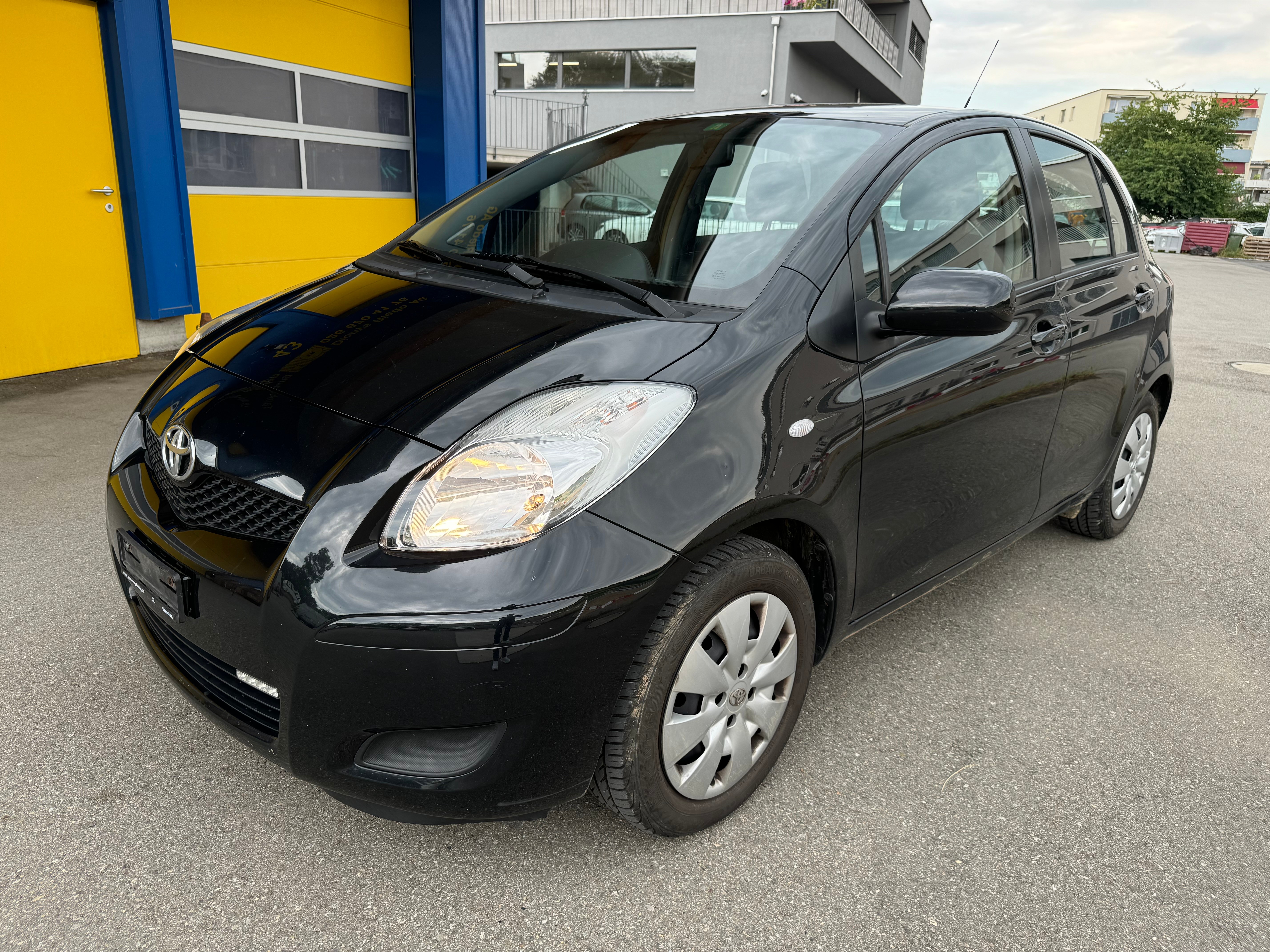 TOYOTA Yaris 1.33 Linea Luna