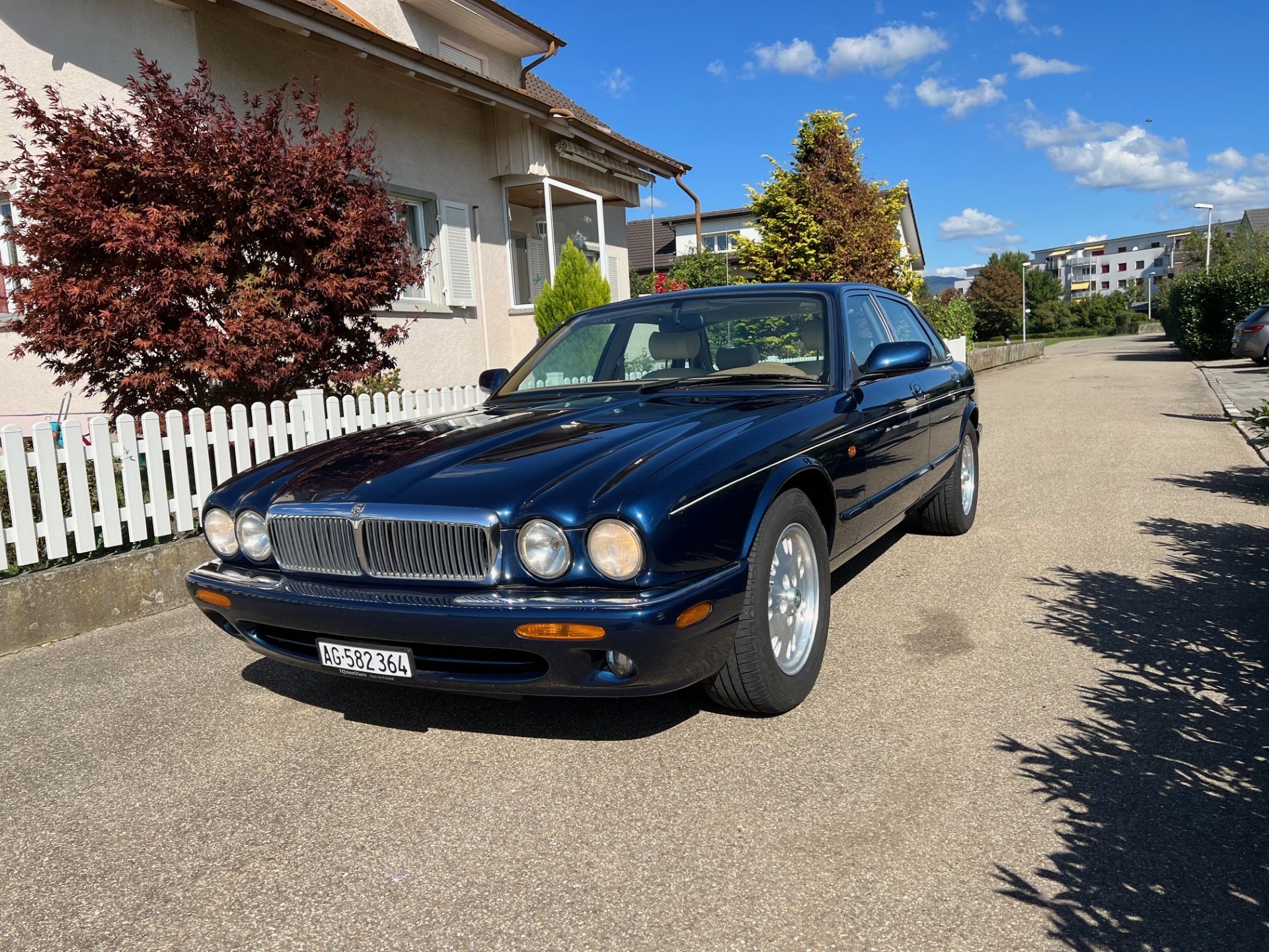 JAGUAR Sovereign 4.0