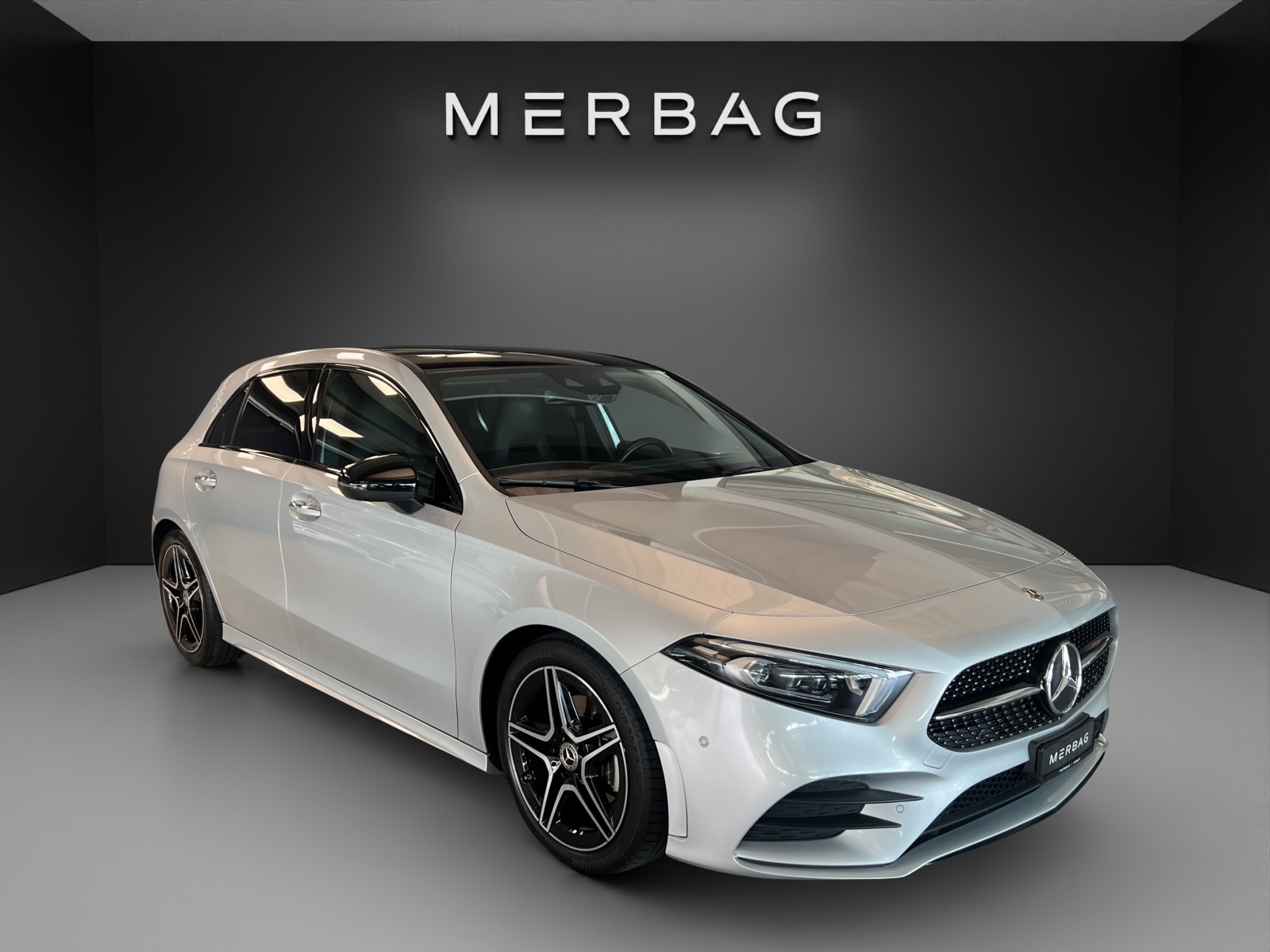 MERCEDES-BENZ A 200 AMG Line