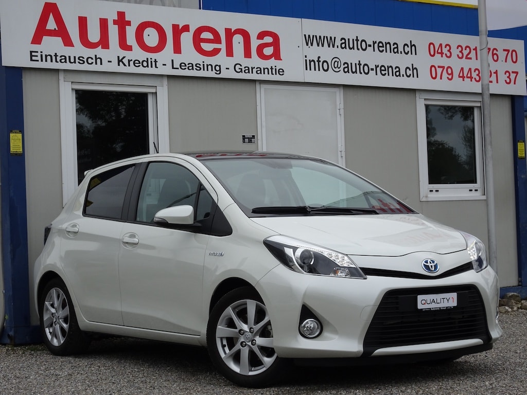 TOYOTA Yaris 1.5 VVT-i Hybrid Sol Premium CVT