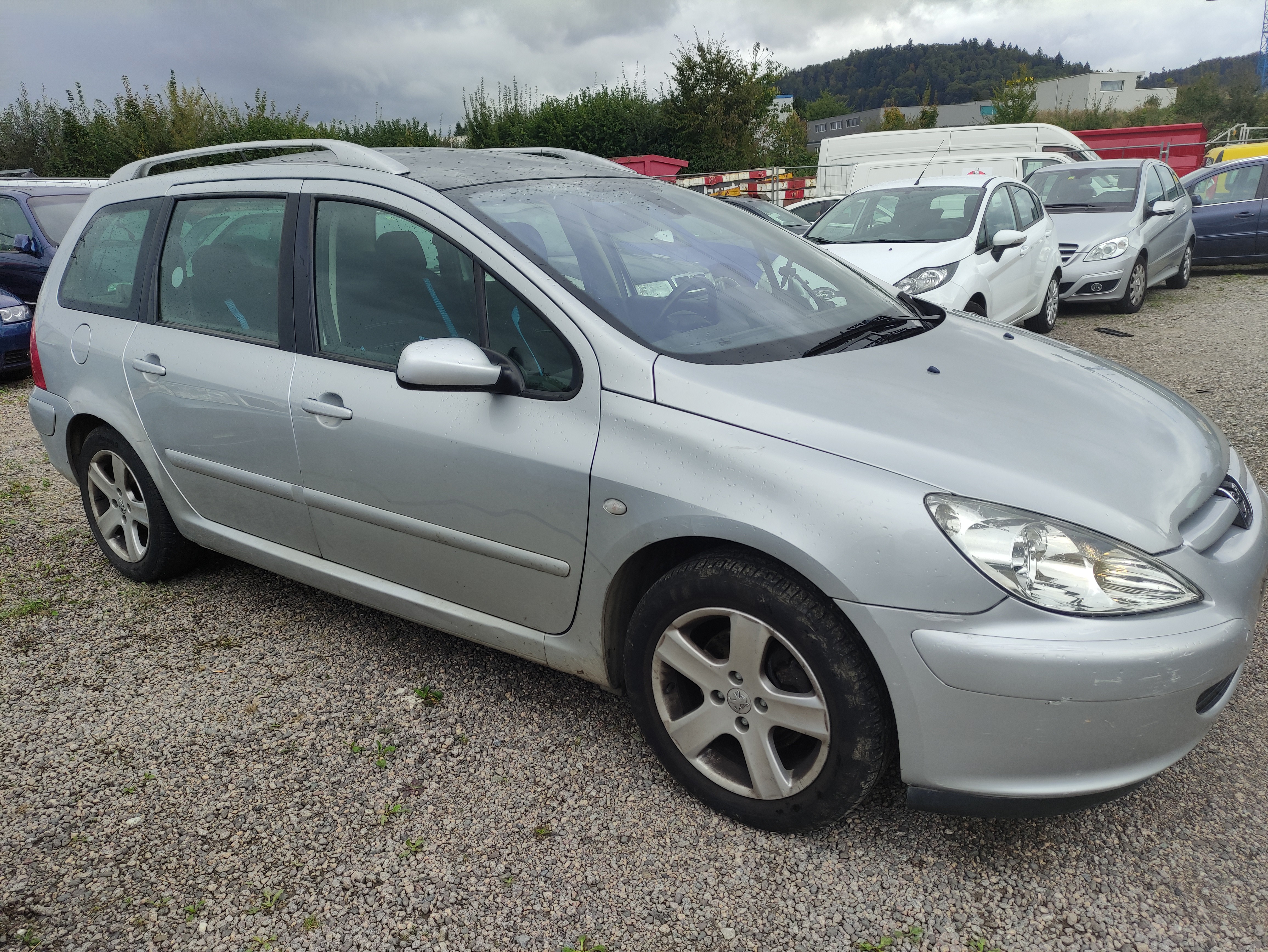 PEUGEOT 307