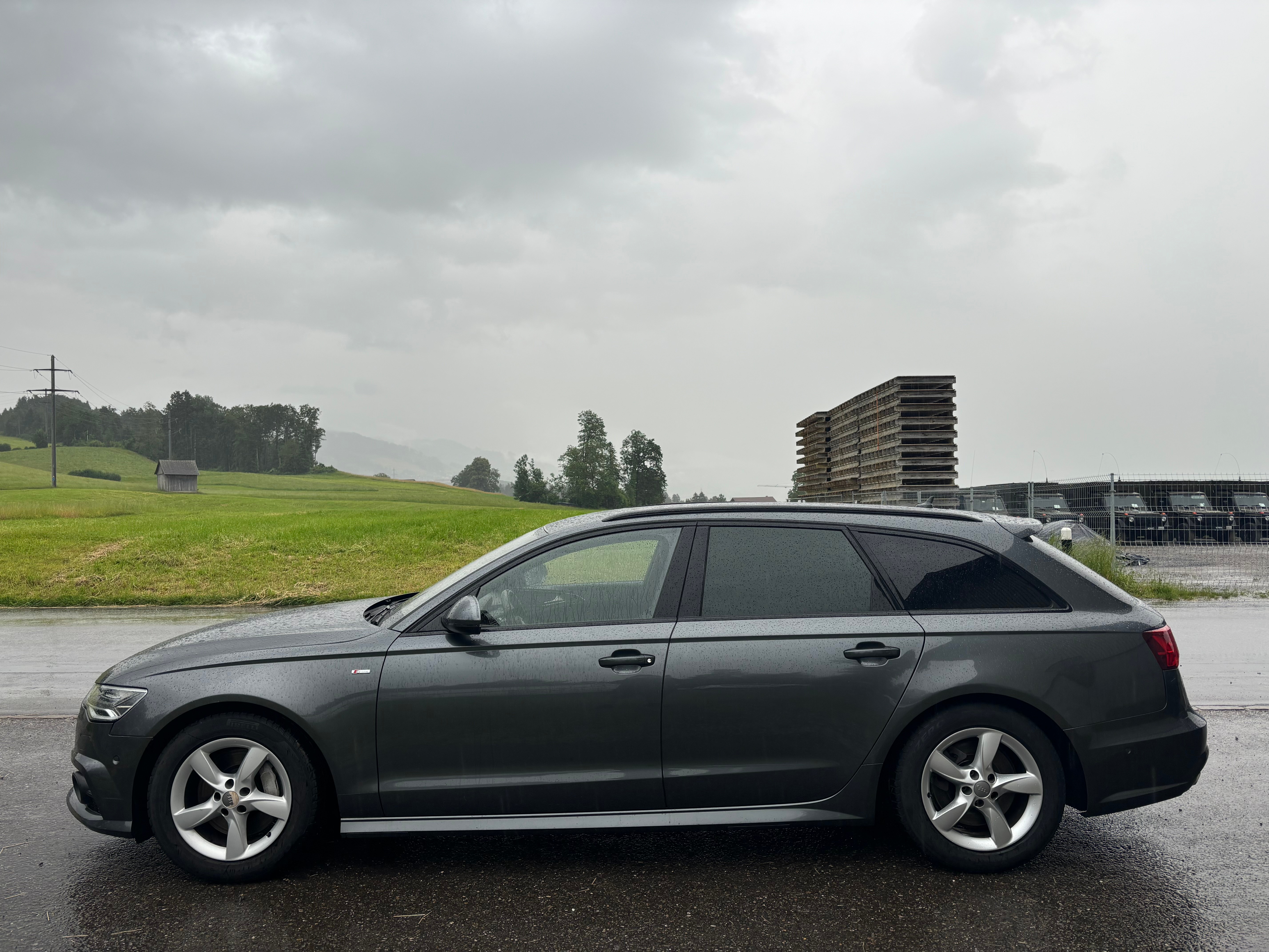 AUDI A6 Avant 3.0 TDI V6 quattro S-tronic