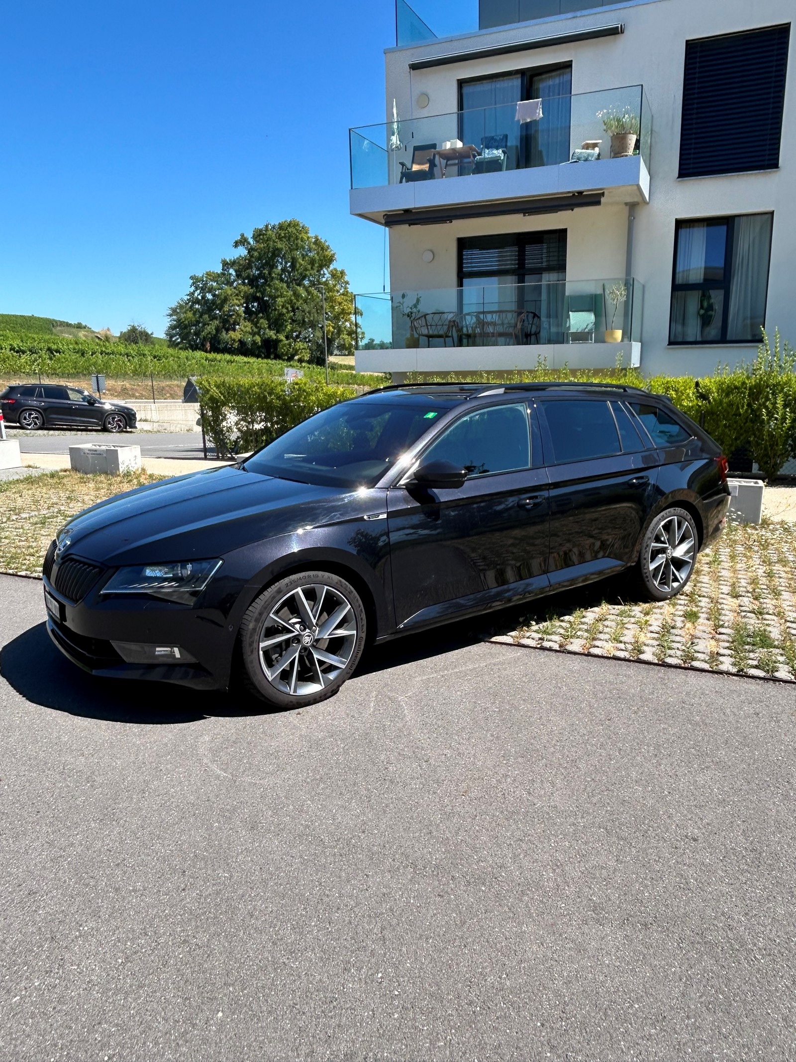 SKODA Superb Combi 2.0 TSI SportLine+ DSG 4x4