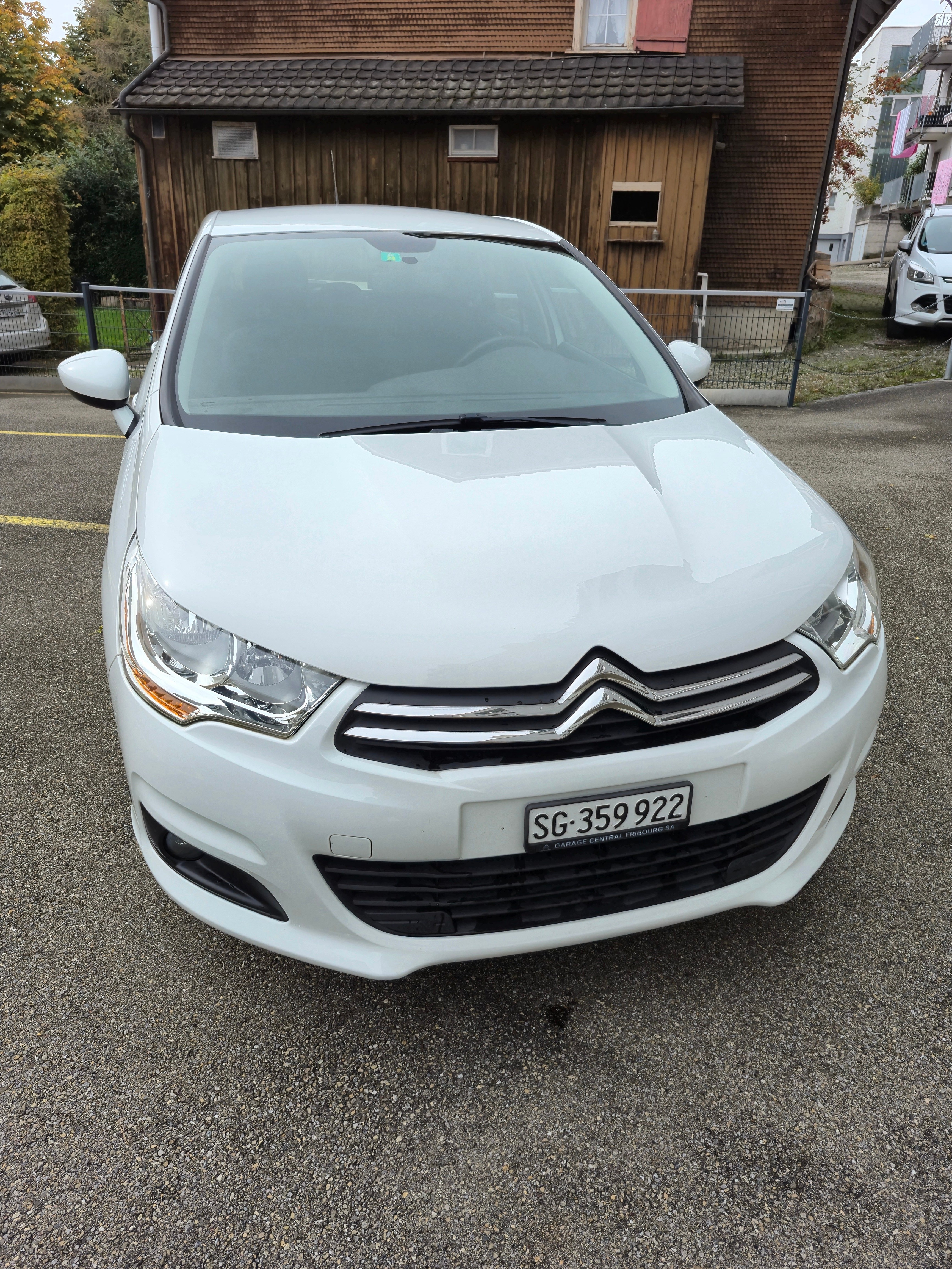 CITROEN C4 1.2 Pure Tech Live Edition