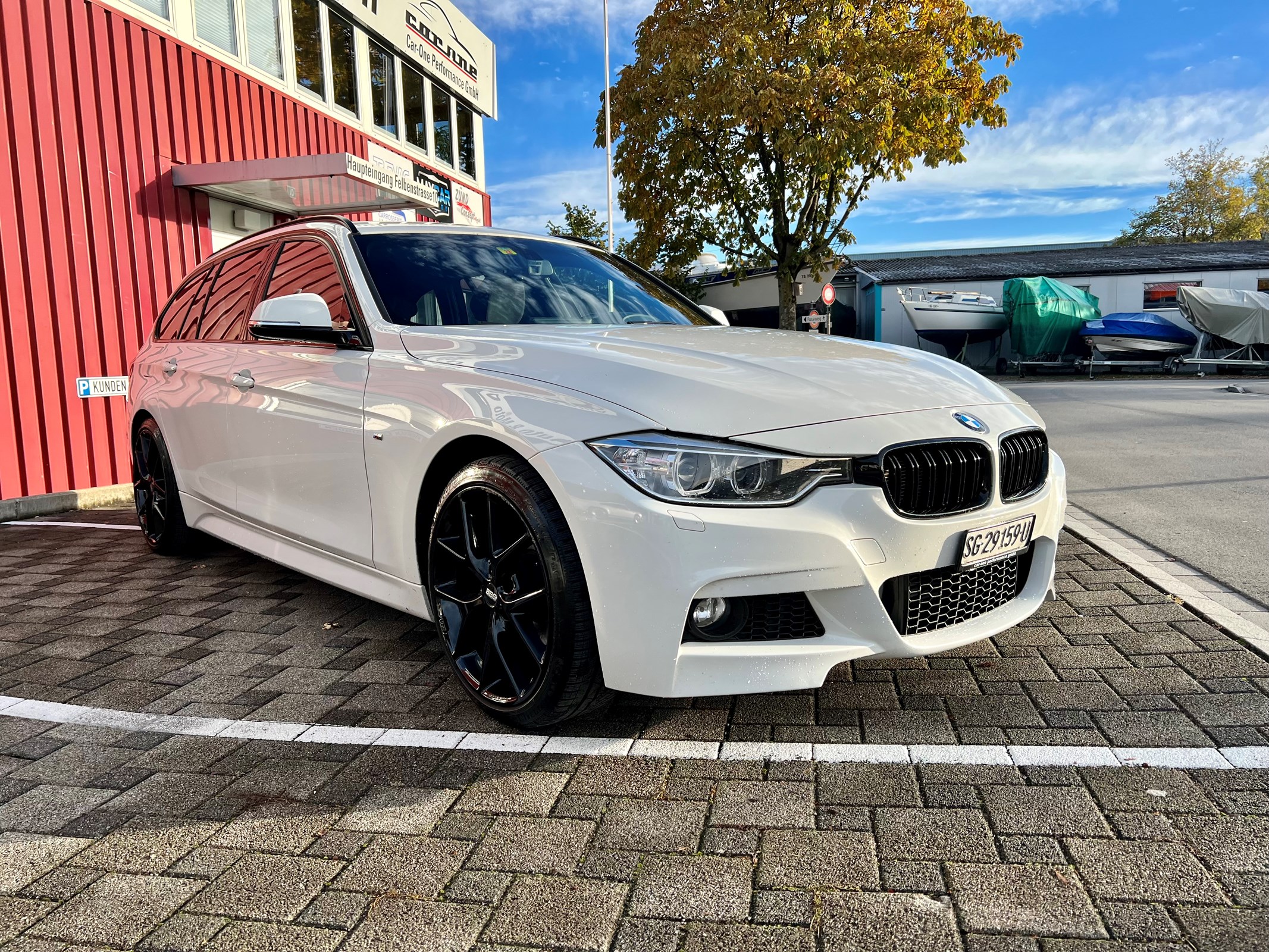 BMW 320d xDrive Touring Steptronic