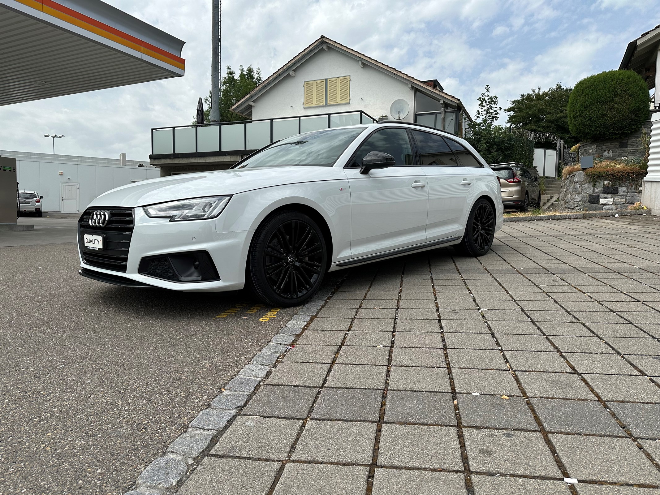 AUDI A4 Avant 40 TDI Sport quattro S-tronic