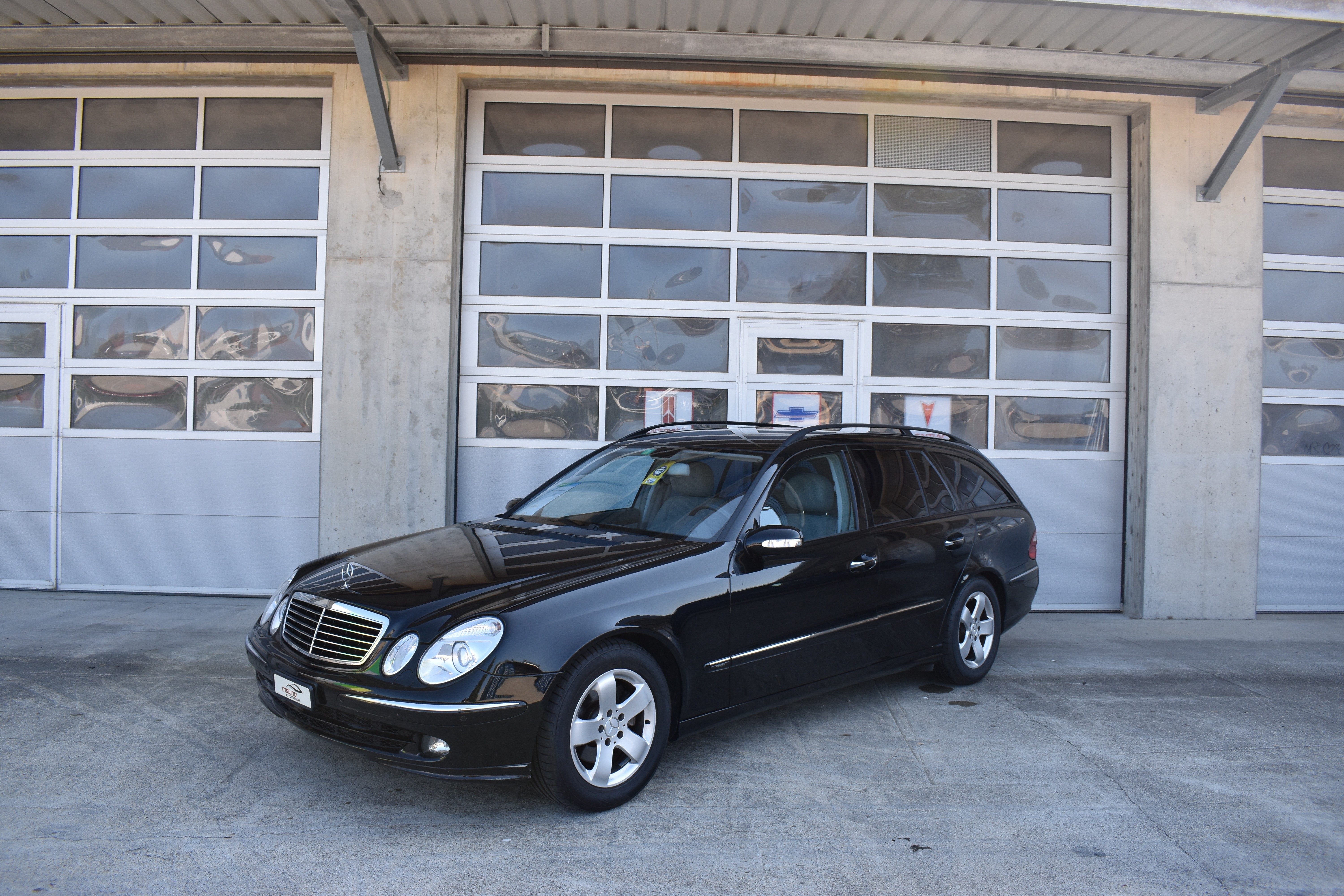 MERCEDES-BENZ E 200 Kompressor Avantgarde