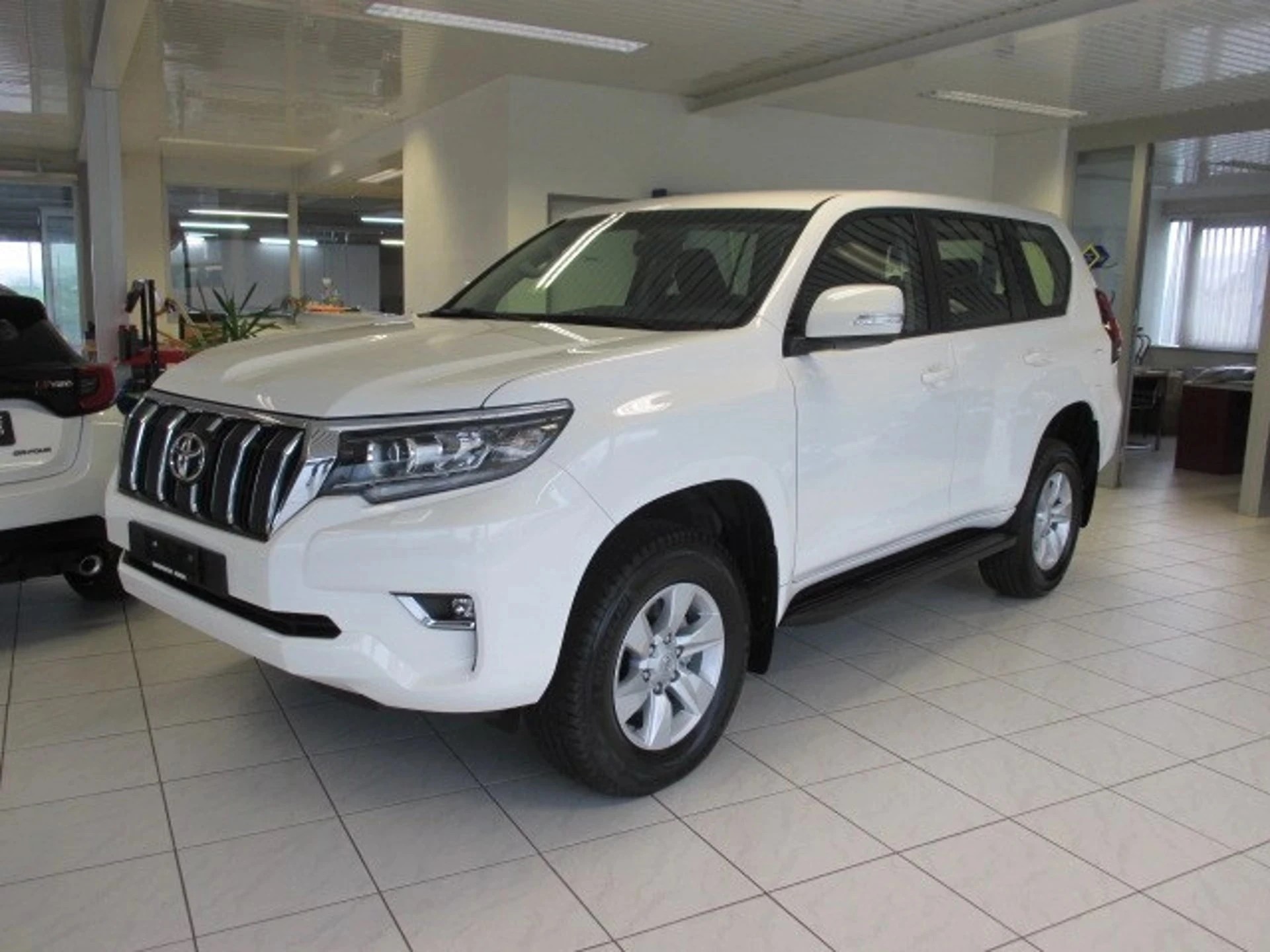 TOYOTA Land Cruiser 2.8TD Comfort Automat