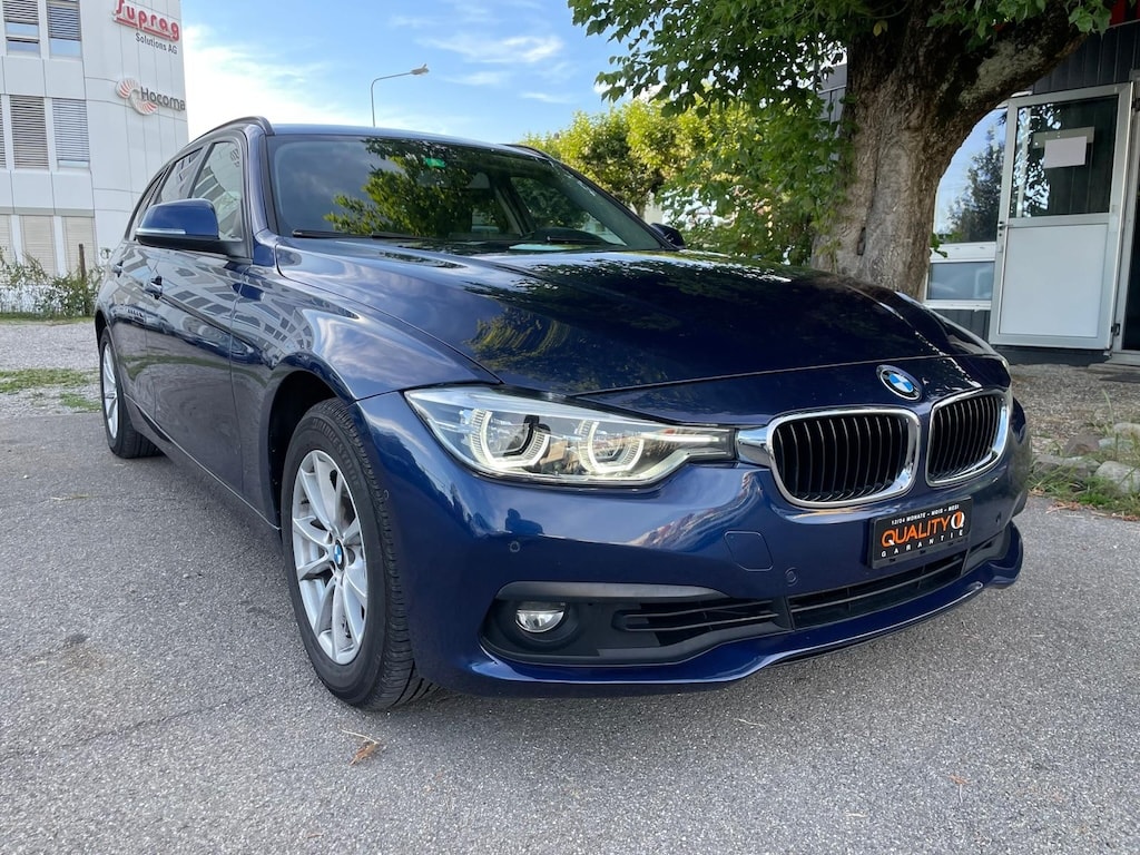 BMW 320i xDrive Touring Sport Line Steptronic