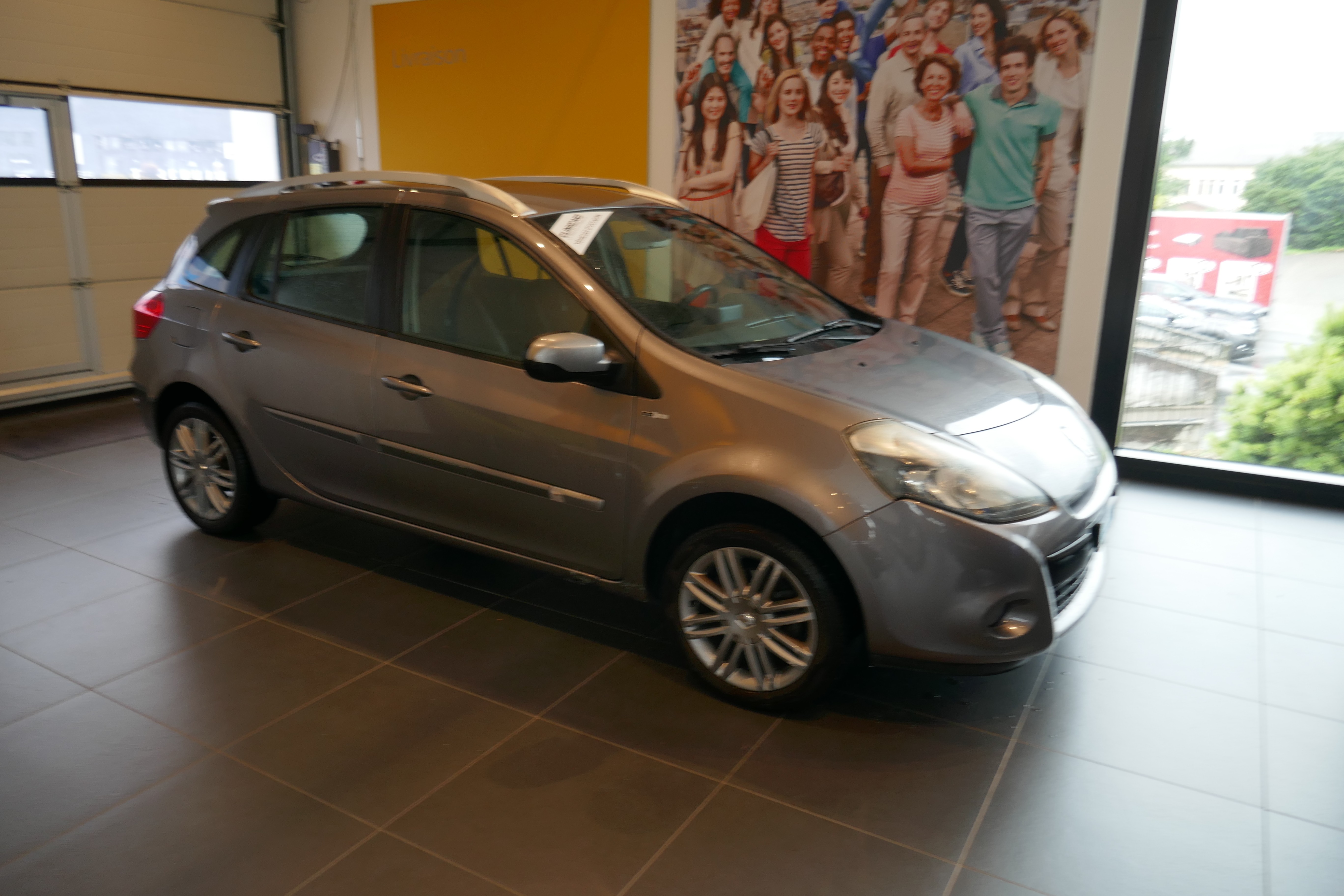 RENAULT Clio Grandtour 1.2 16V Turbo Night&Day