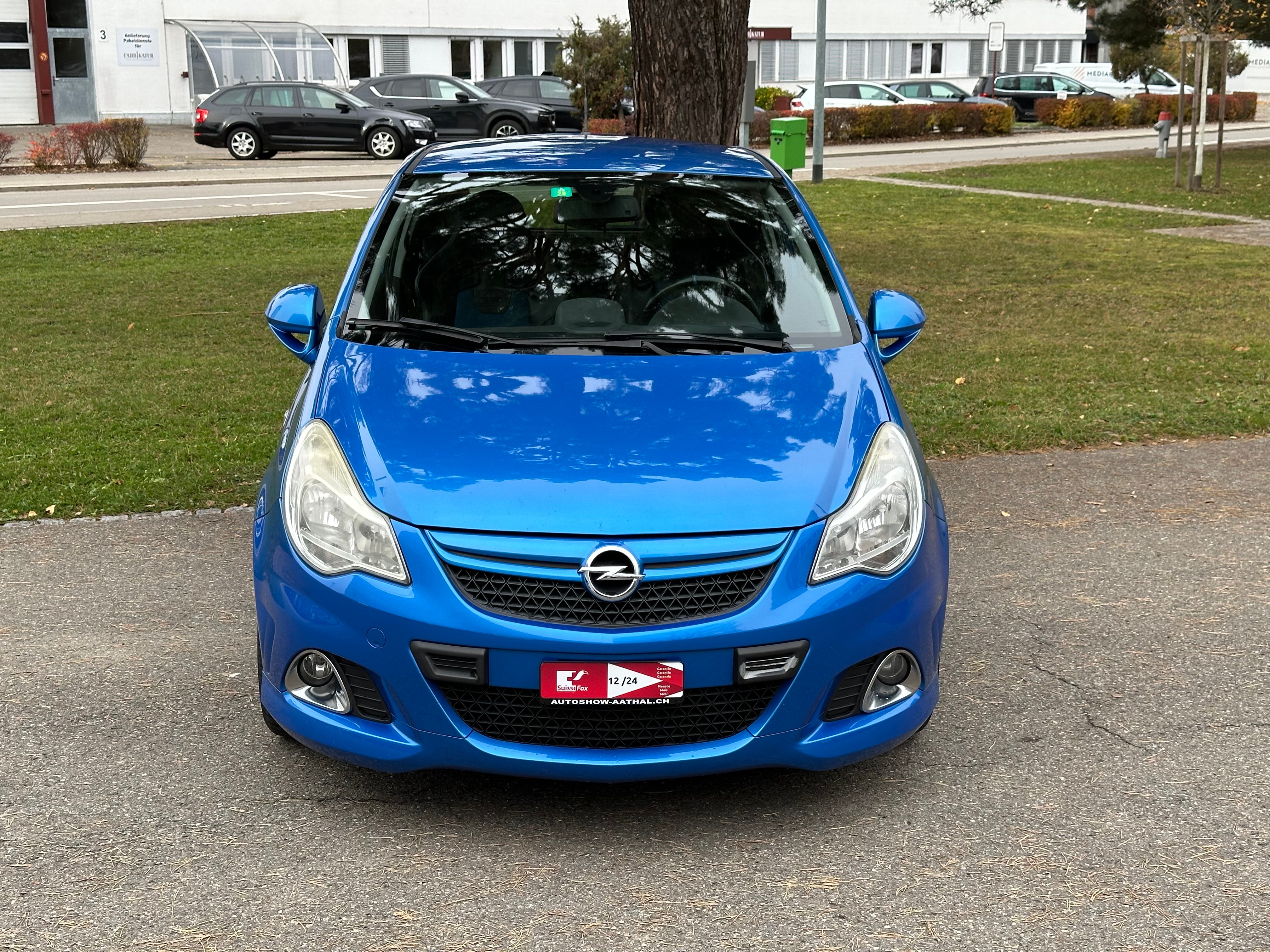 OPEL Corsa 1.6 Turbo OPC