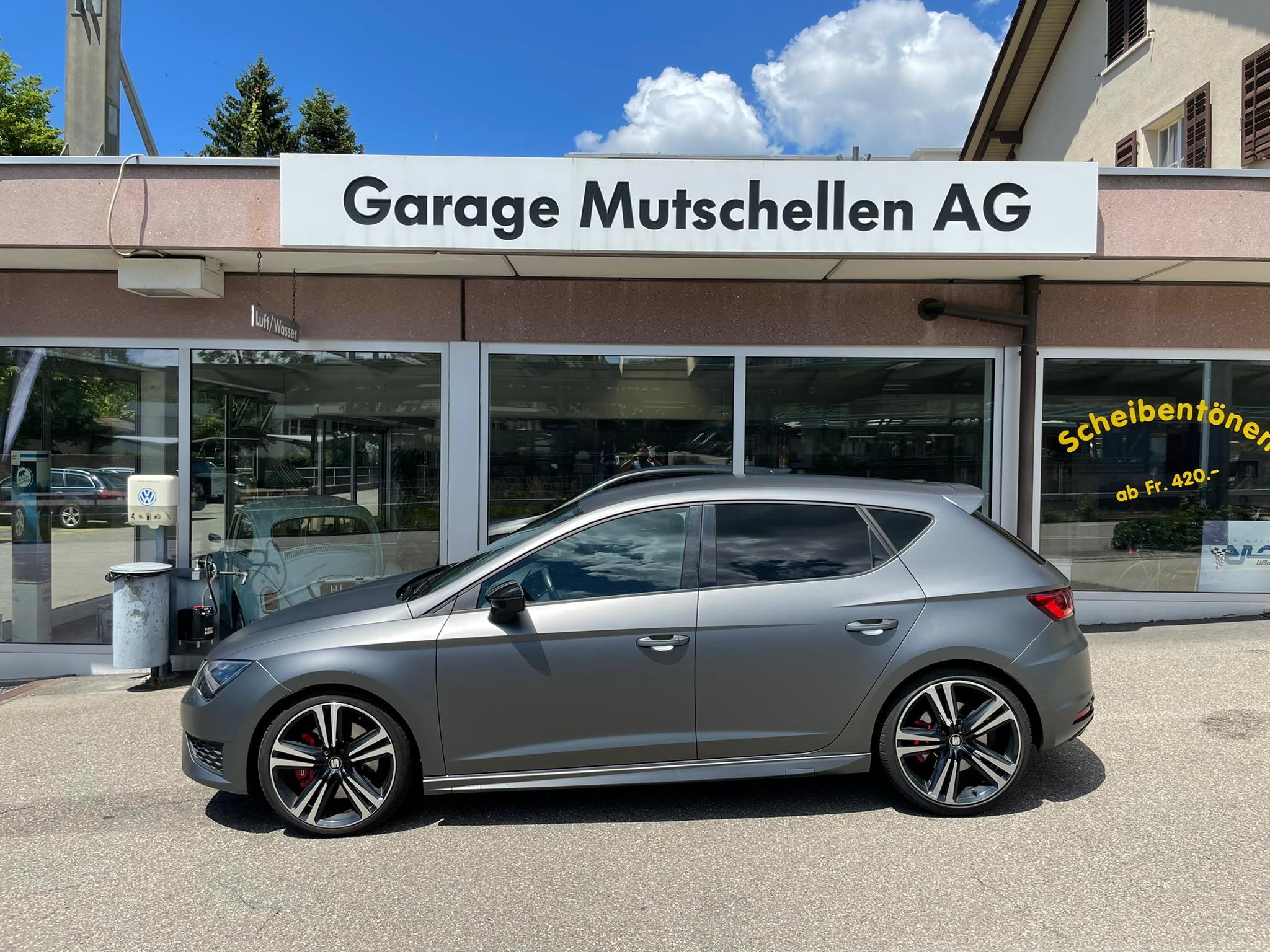 SEAT LEON 2.0 TSI Cupra 280 DSG CH-Auto Einzigartig grau matt/Fox ESD