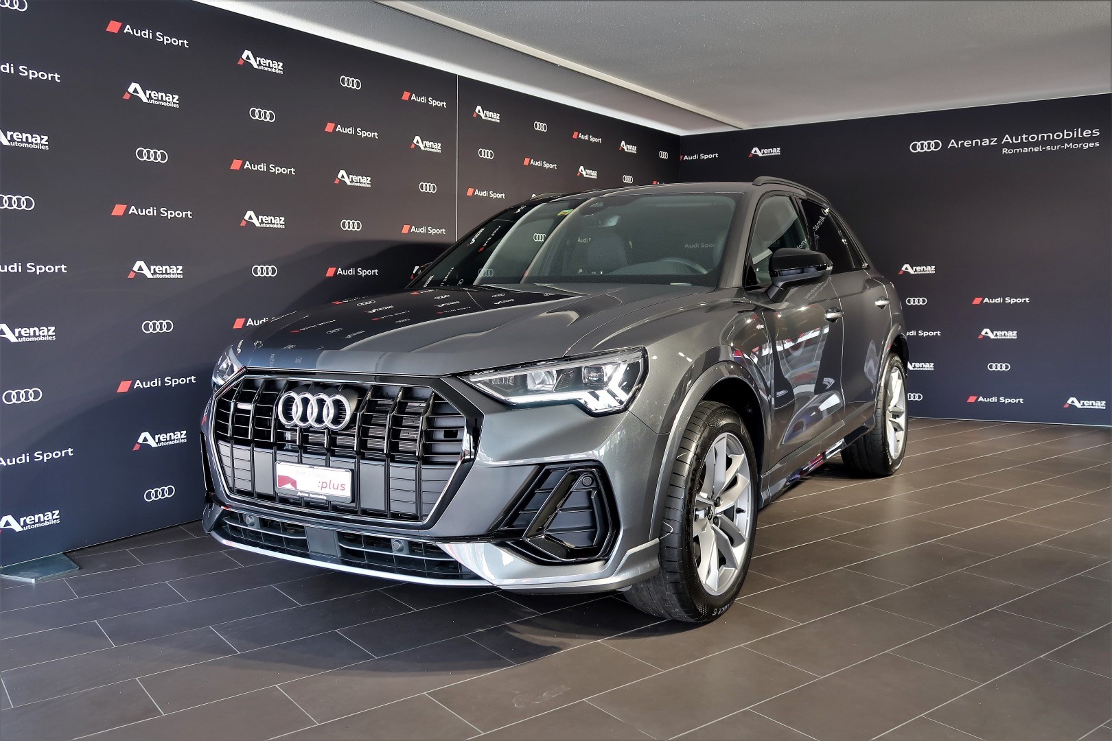 AUDI Q3 40 TDI S line quattro S-tronic